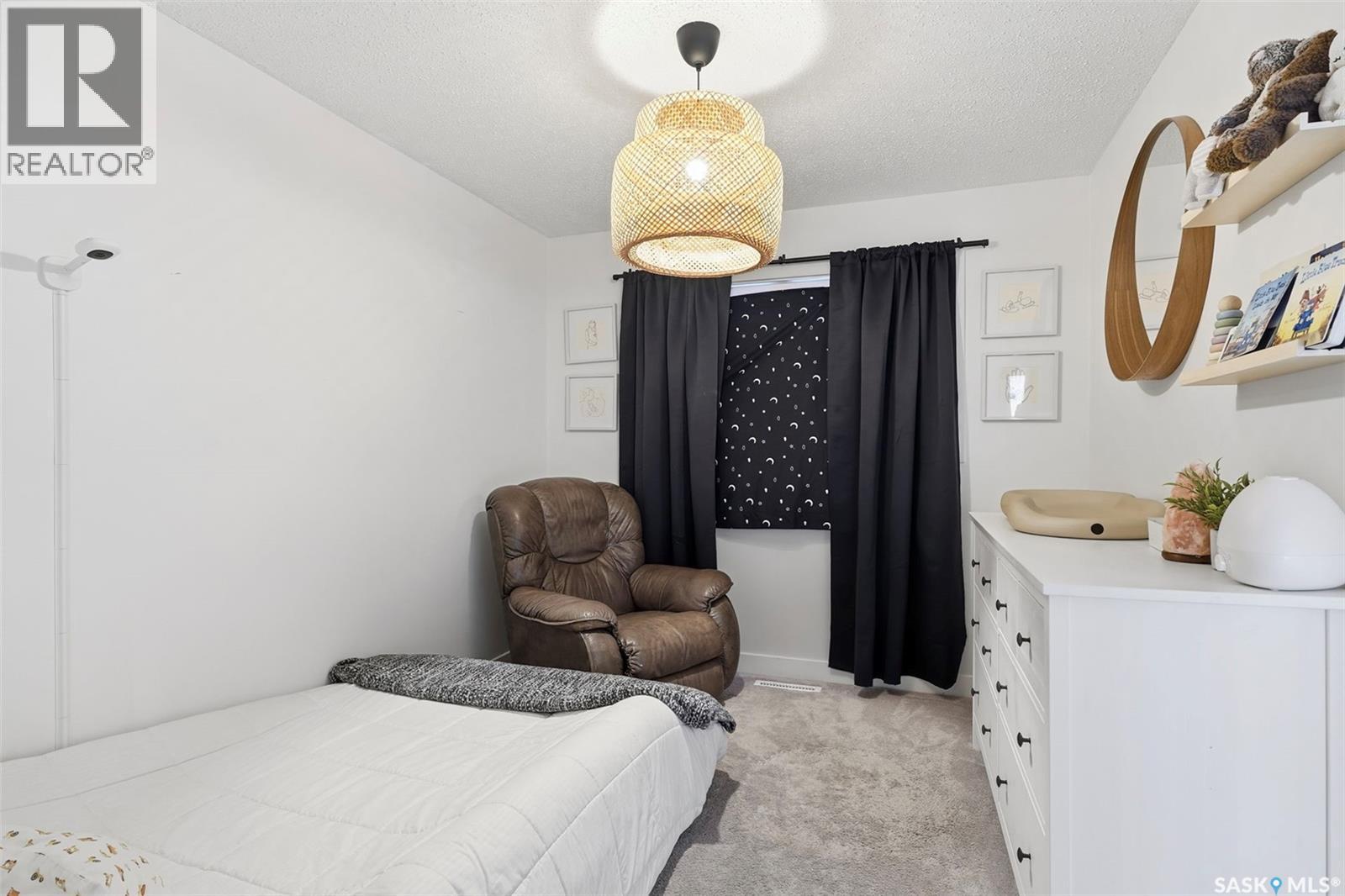 45 Porteous Crescent, Saskatoon, Saskatchewan  S7J 2S7 - Photo 13 - SK024423