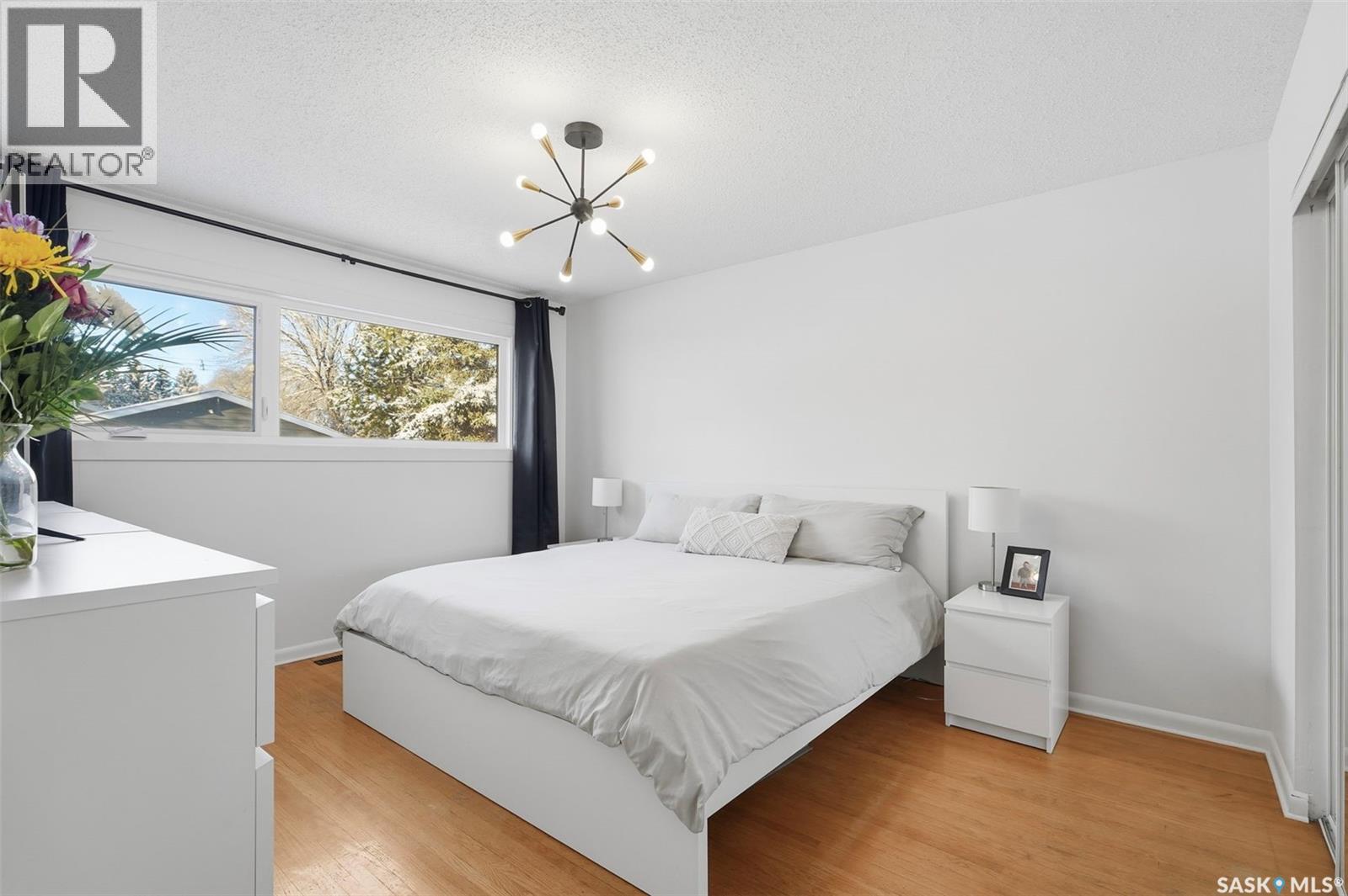 45 Porteous Crescent, Saskatoon, Saskatchewan  S7J 2S7 - Photo 12 - SK024423