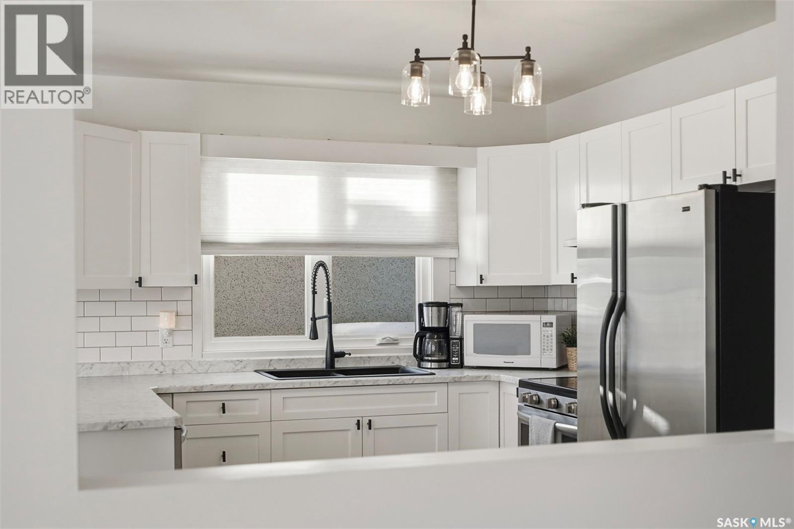 45 Porteous Crescent, Saskatoon, Saskatchewan  S7J 2S7 - Photo 11 - SK024423