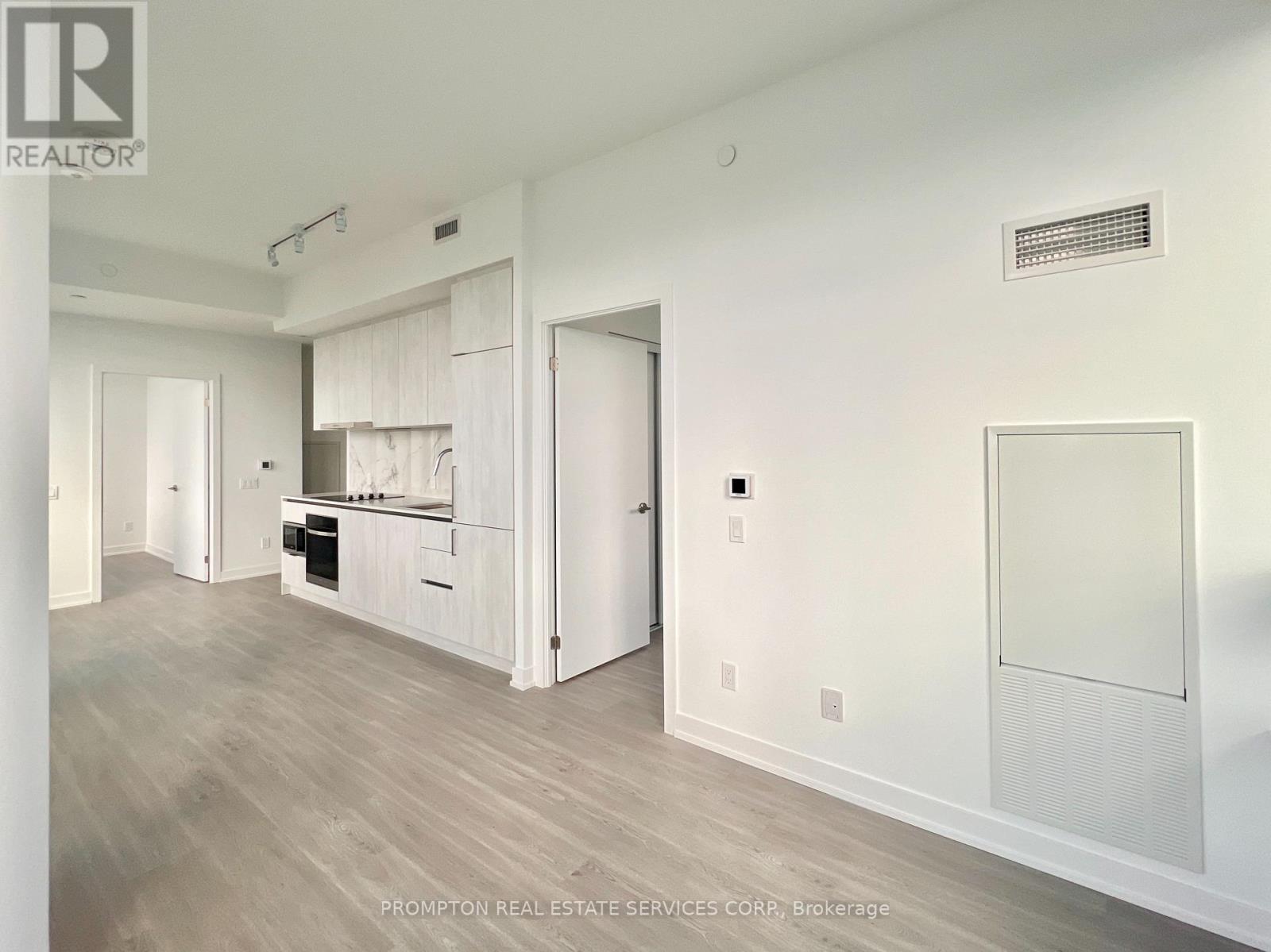 5215 - 8 Wellesley Street W, Toronto, Ontario  M4Y 0J5 - Photo 10 - C12544148