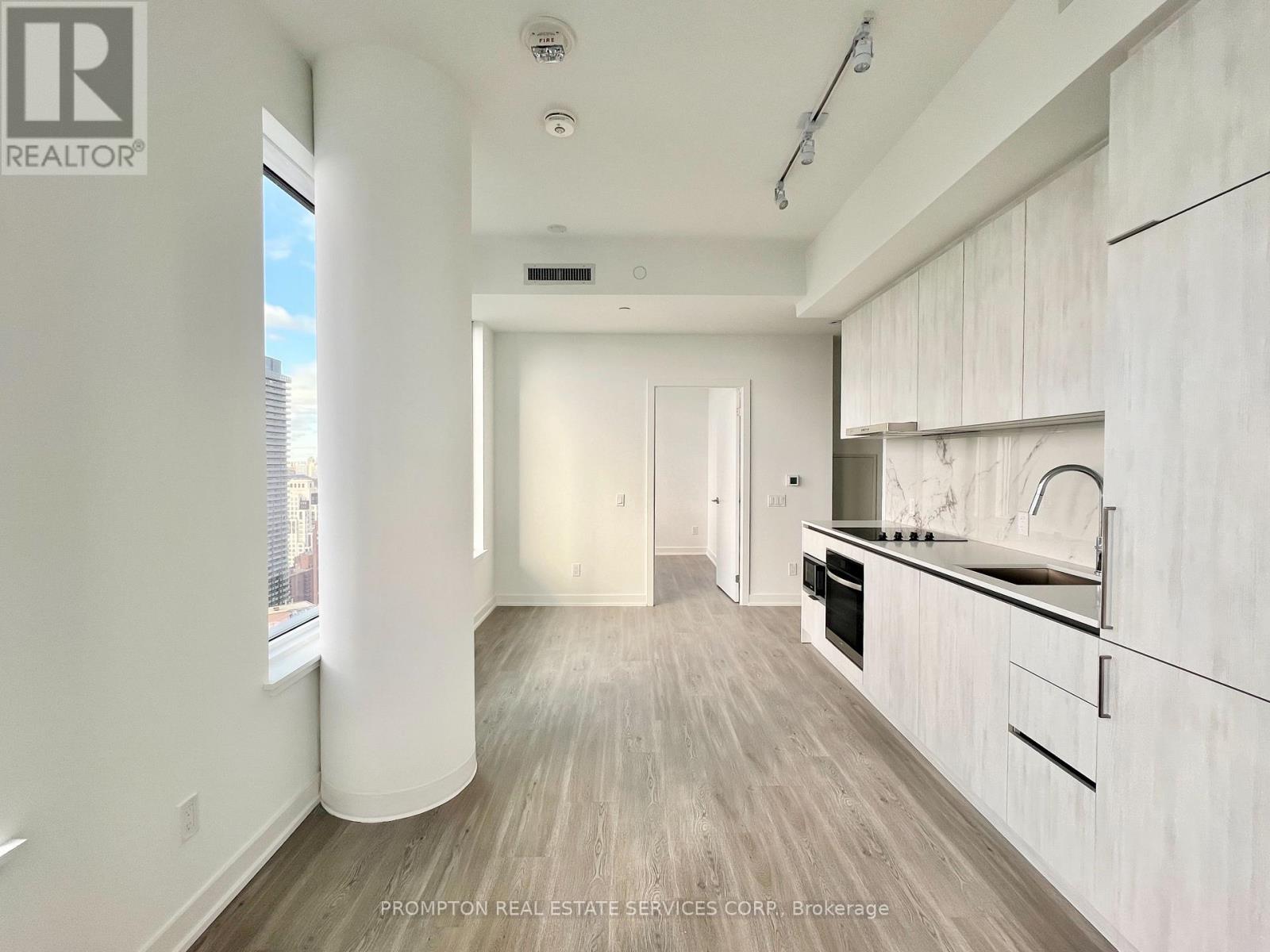 5215 - 8 Wellesley Street W, Toronto, Ontario  M4Y 0J5 - Photo 15 - C12544148