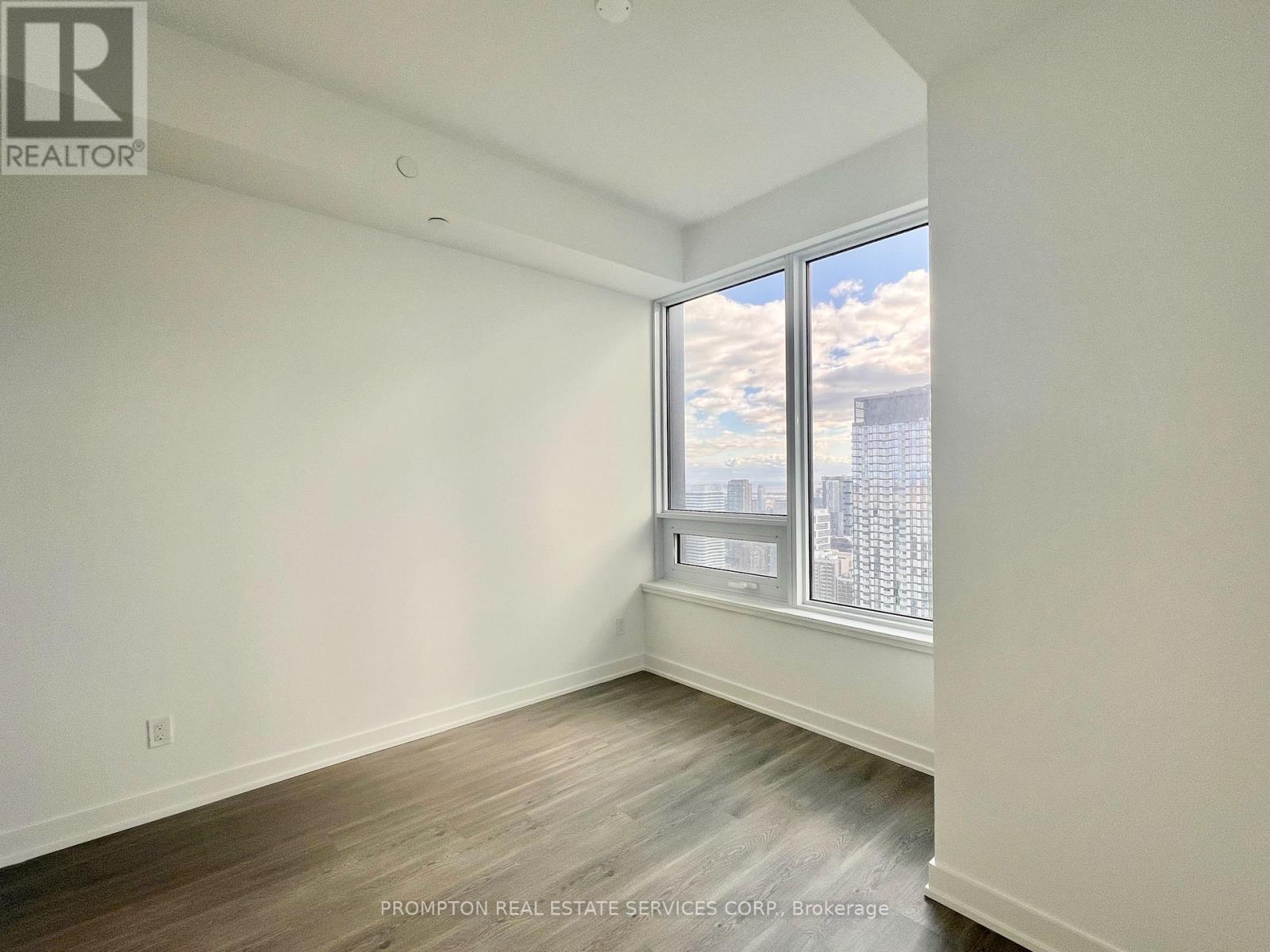 5215 - 8 Wellesley Street W, Toronto, Ontario  M4Y 0J5 - Photo 11 - C12544148