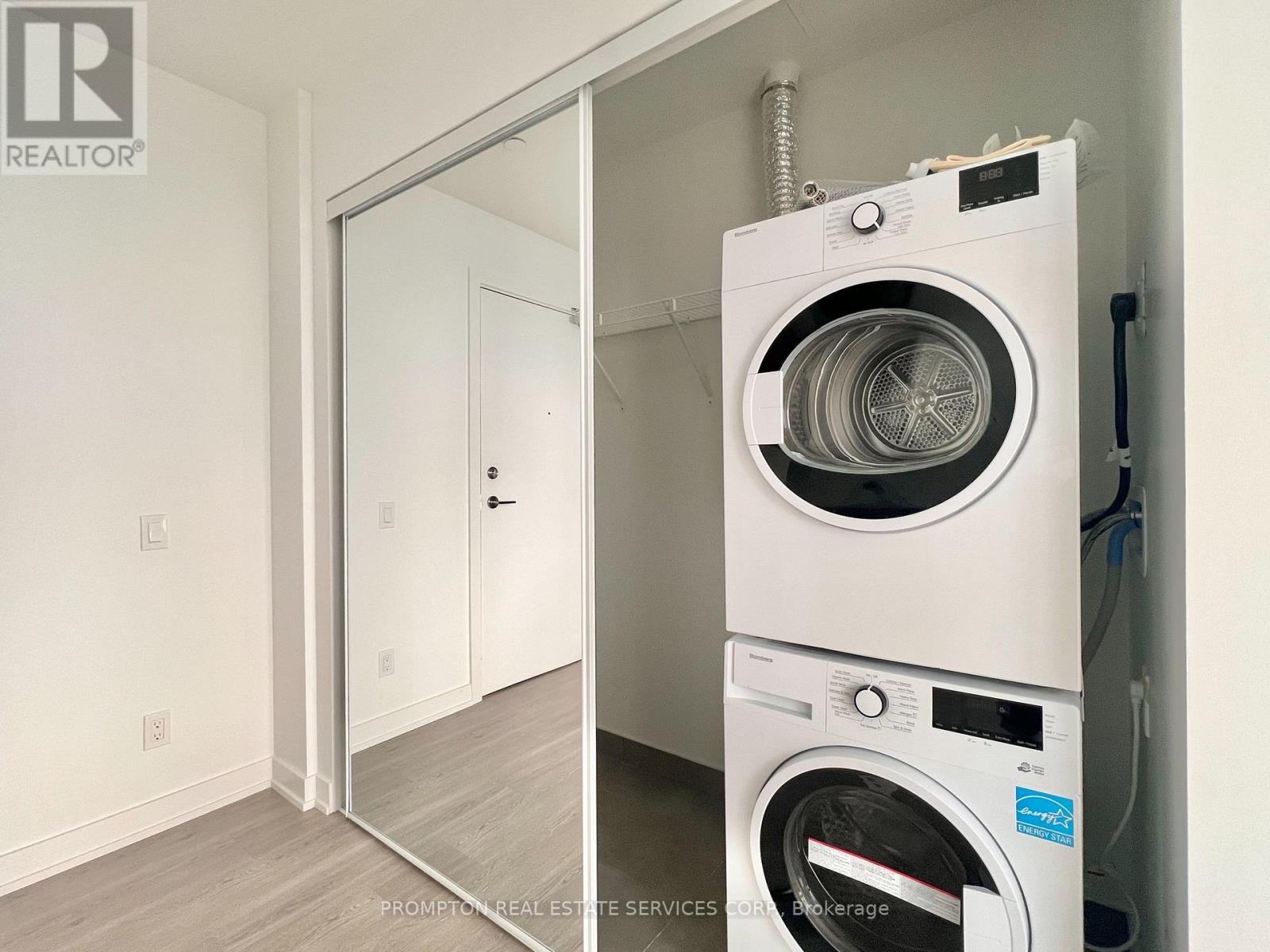 5215 - 8 Wellesley Street W, Toronto, Ontario  M4Y 0J5 - Photo 20 - C12544148