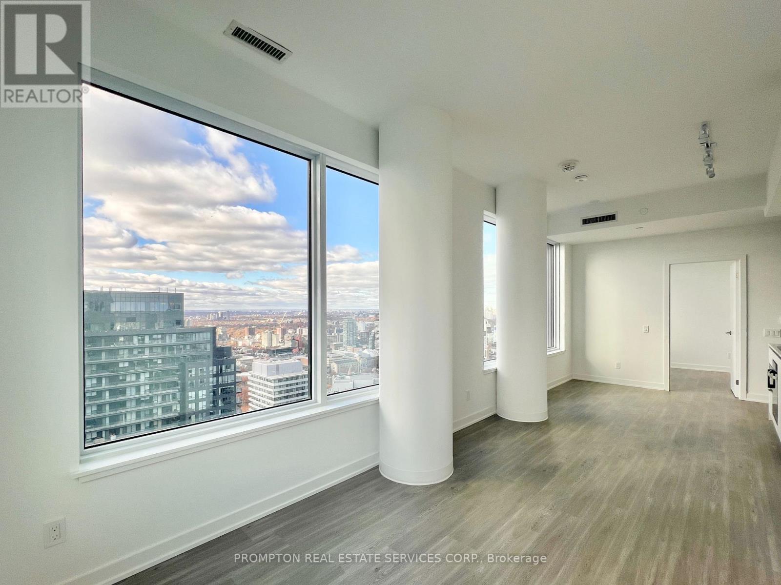 5215 - 8 Wellesley Street W, Toronto, Ontario  M4Y 0J5 - Photo 9 - C12544148