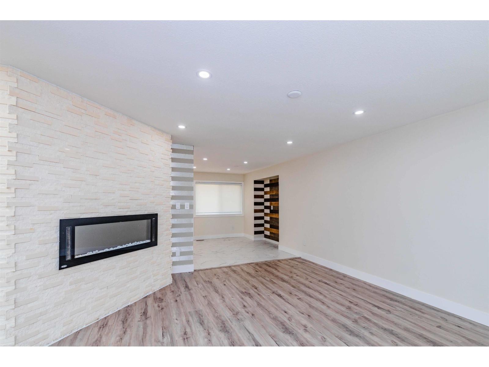 3097 Goldfinch Street, Abbotsford, British Columbia  V2T 5J4 - Photo 12 - R3042648