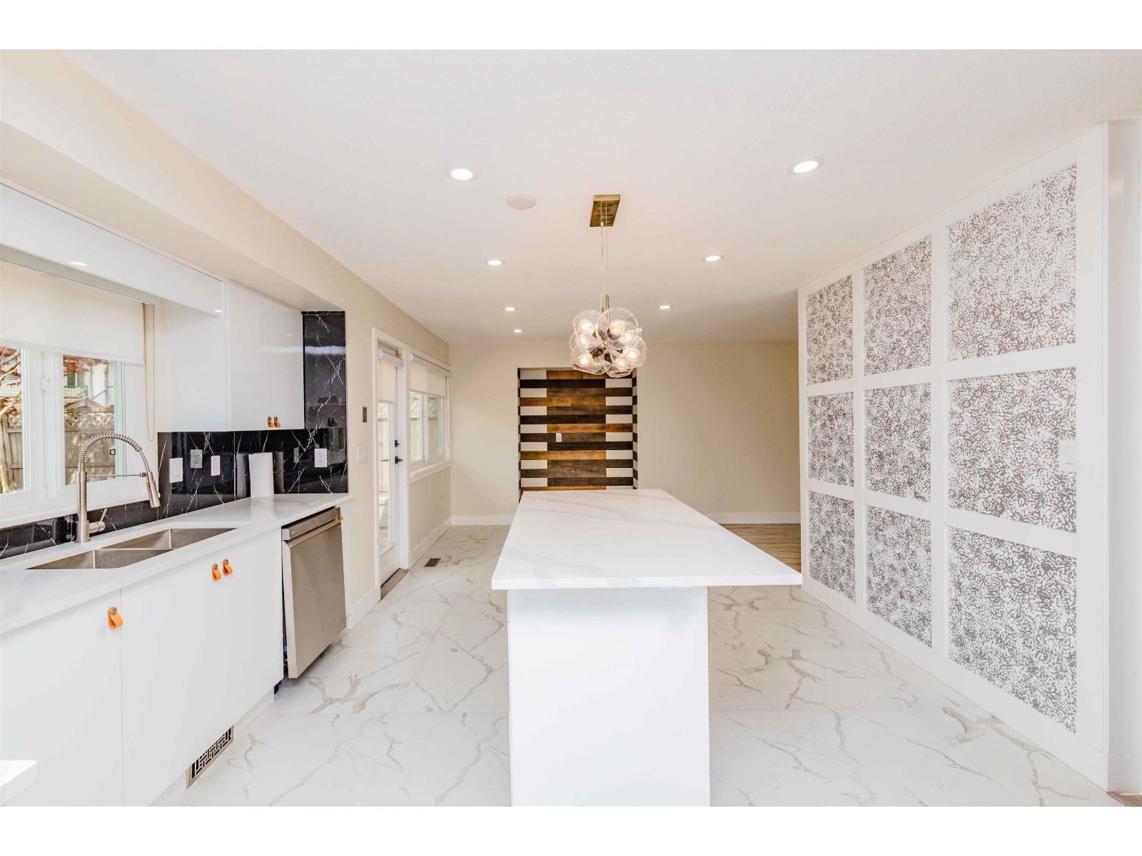 3097 Goldfinch Street, Abbotsford, British Columbia  V2T 5J4 - Photo 7 - R3042648