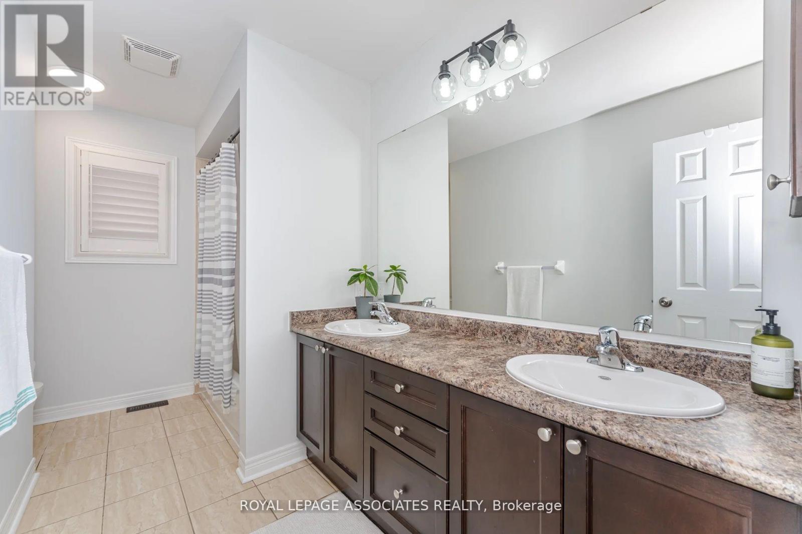 64 Atherton Avenue N, Ajax, Ontario  L1T 0L3 - Photo 34 - E12566382