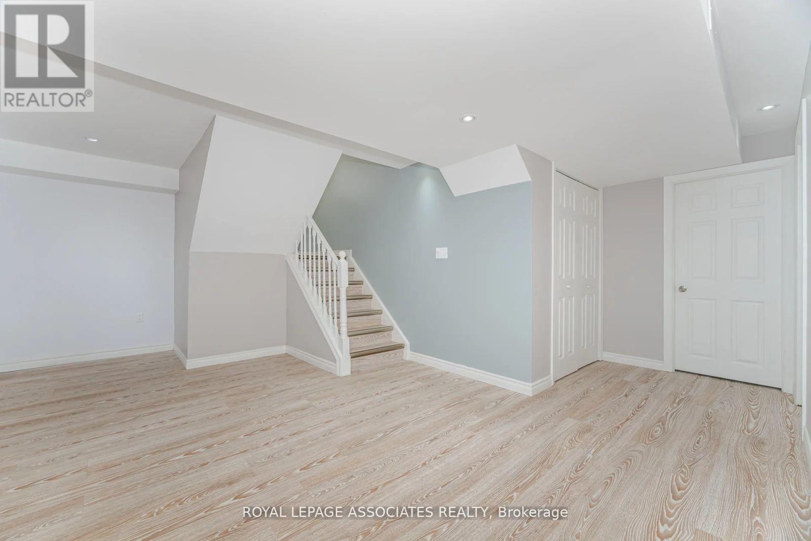 64 Atherton Avenue N, Ajax, Ontario  L1T 0L3 - Photo 36 - E12566382