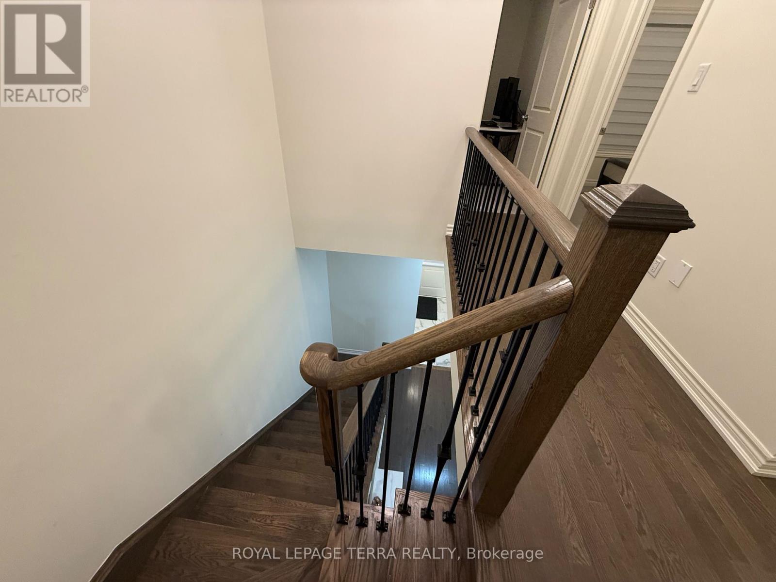 70 Fruitful Crescent, Whitby, Ontario  L1P 0N3 - Photo 18 - E12566424