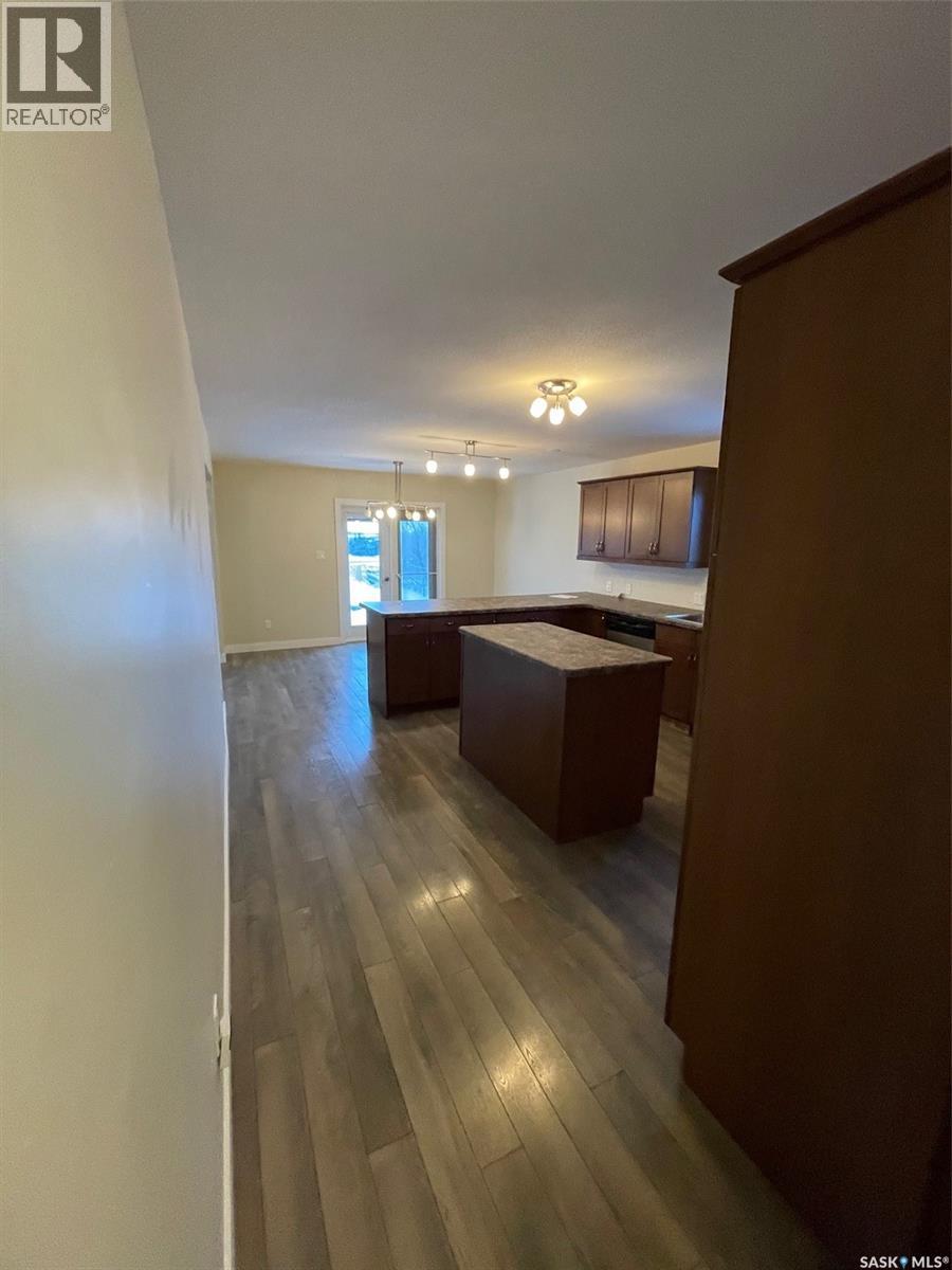 431 Vaughan Street W, Moose Jaw, Saskatchewan  S6H 5N1 - Photo 5 - SK024507