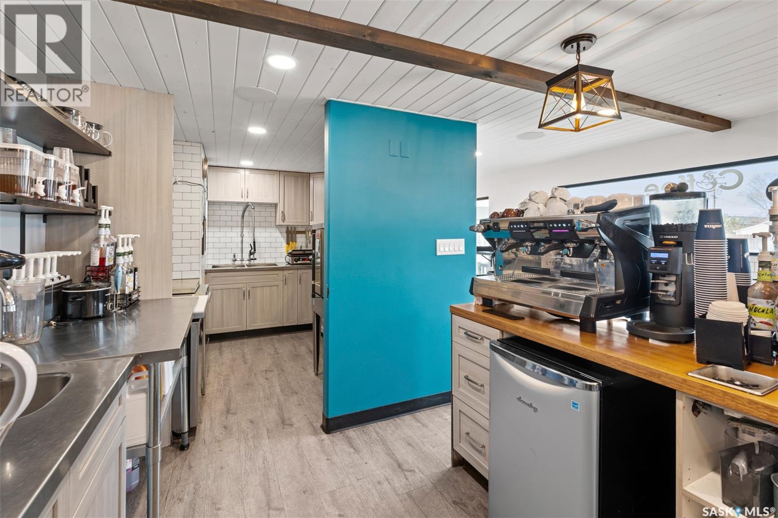 402 1st Avenue S, Martensville, Saskatchewan  S0K 0A2 - Photo 10 - SK024502