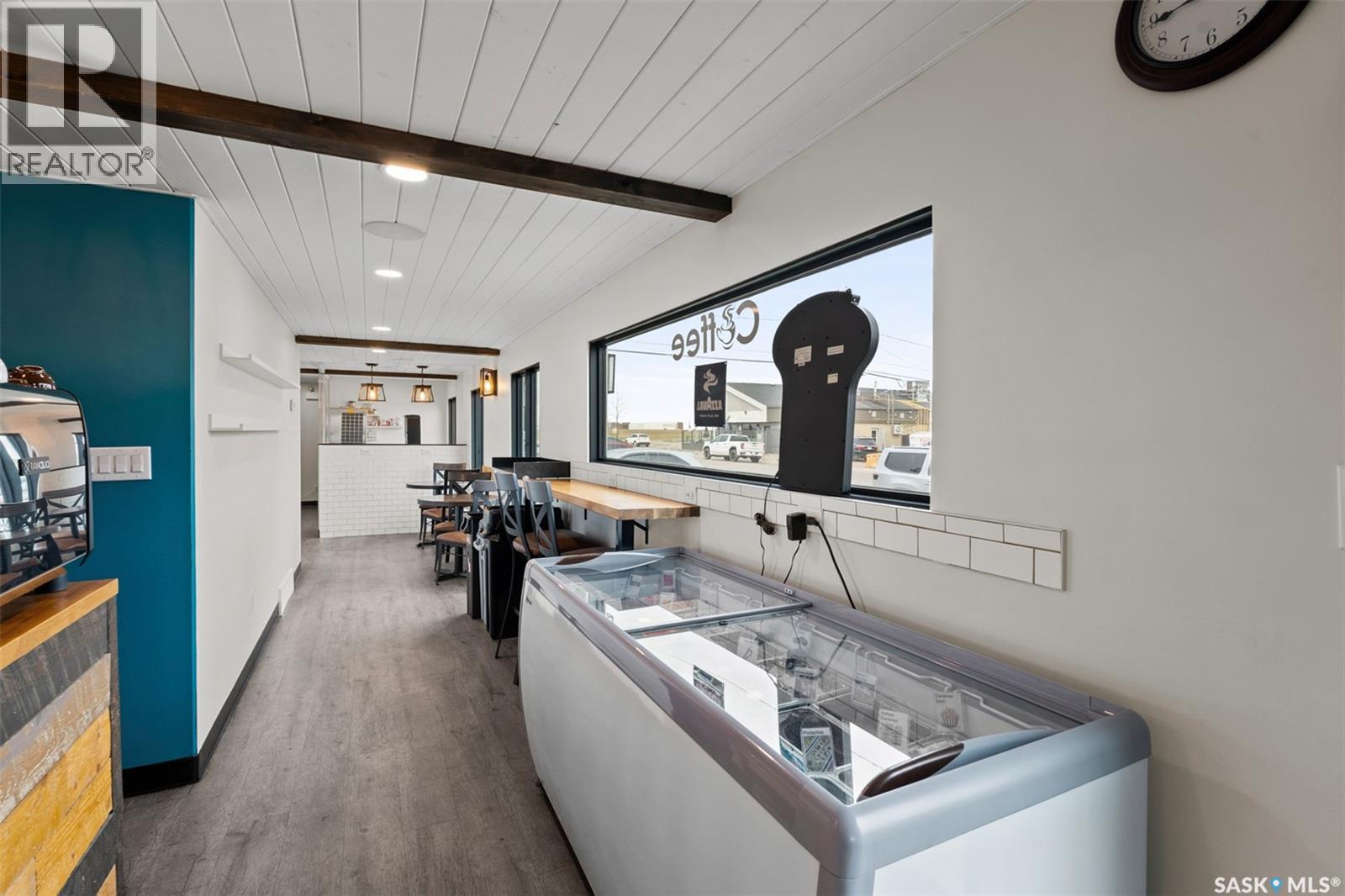 402 1st Avenue S, Martensville, Saskatchewan  S0K 0A2 - Photo 7 - SK024502