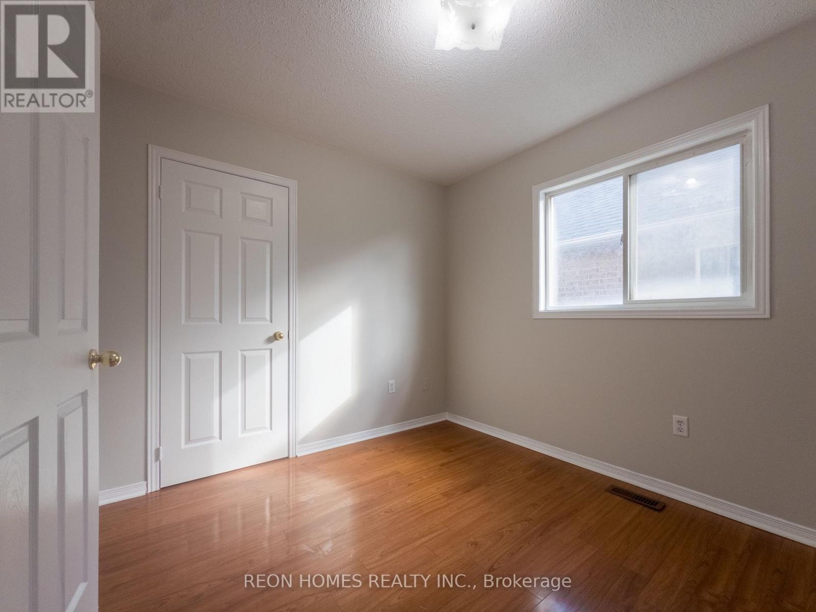 25 Hot Spring Road, Brampton, Ontario  L6R 3H9 - Photo 25 - W12563796