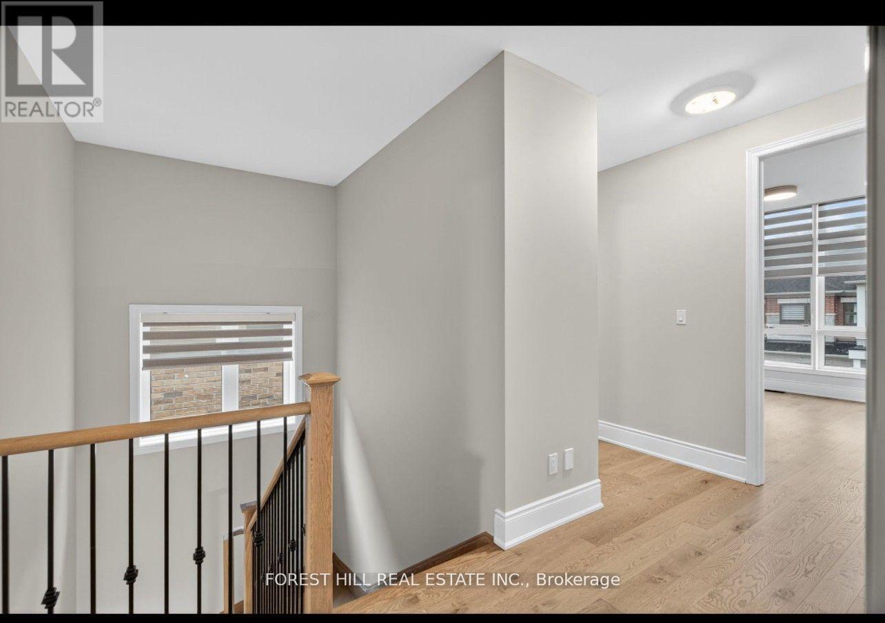 217 Sunset Vista Court, Aurora, Ontario  L4G 3Y1 - Photo 12 - N12566394