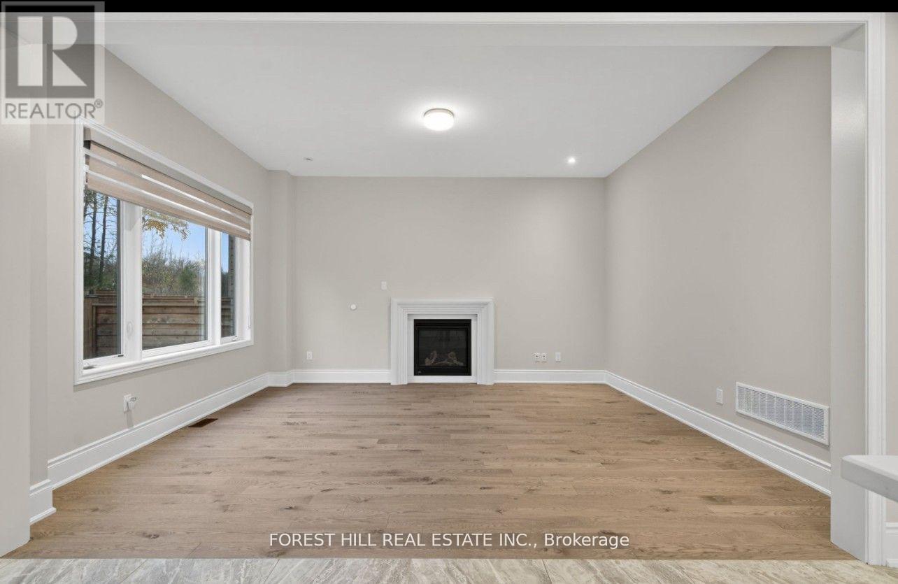 217 Sunset Vista Court, Aurora, Ontario  L4G 3Y1 - Photo 7 - N12566394