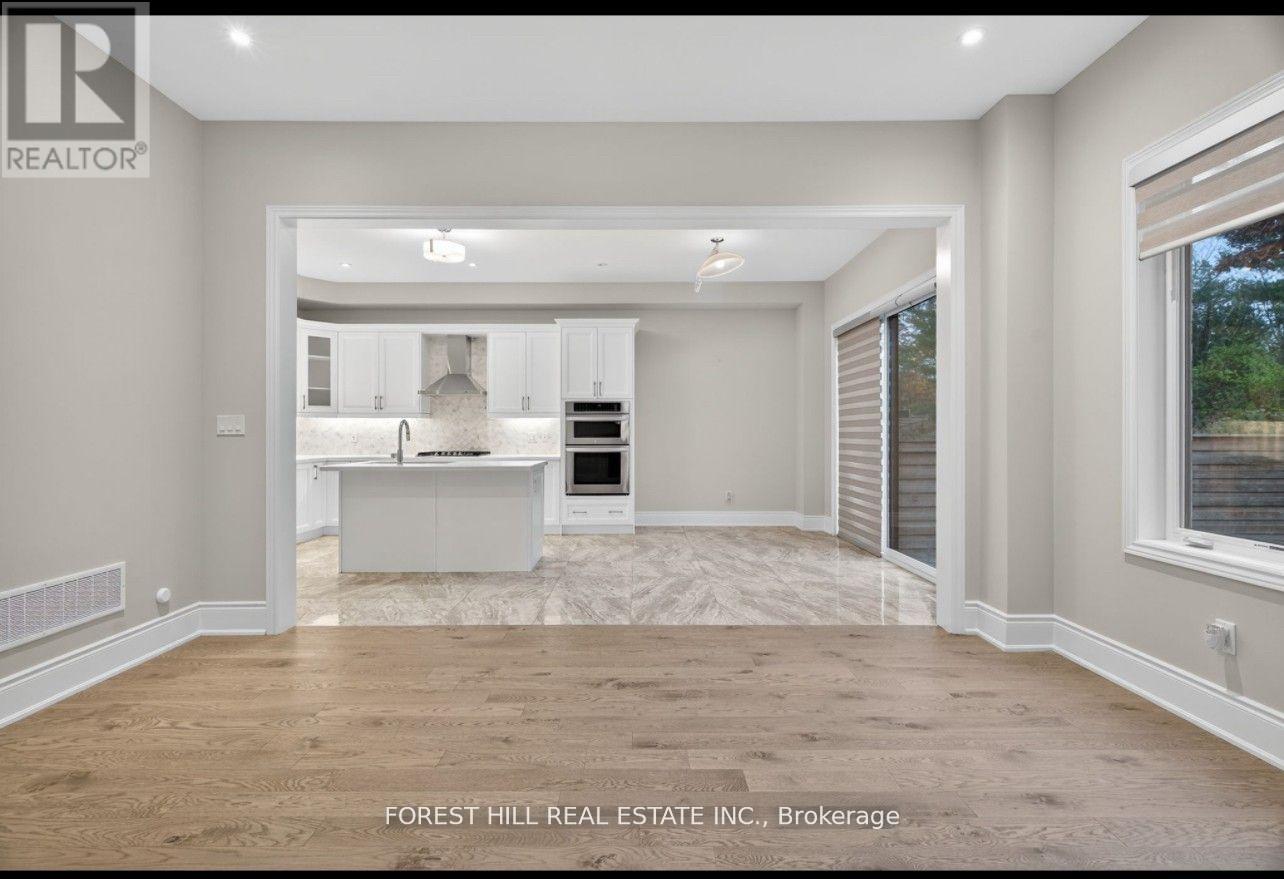 217 Sunset Vista Court, Aurora, Ontario  L4G 3Y1 - Photo 8 - N12566394