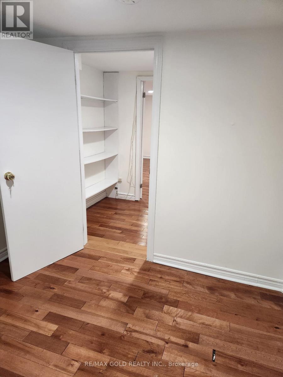 (Bsmt) - 417 Taylor Mills Drive N, Richmond Hill, Ontario  L4C 2V1 - Photo 4 - N12566416