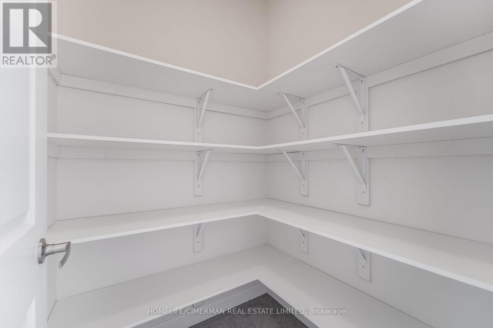 99 Black Walnut Court, Aurora, Ontario  L4G 3Y2 - Photo 21 - N12566430