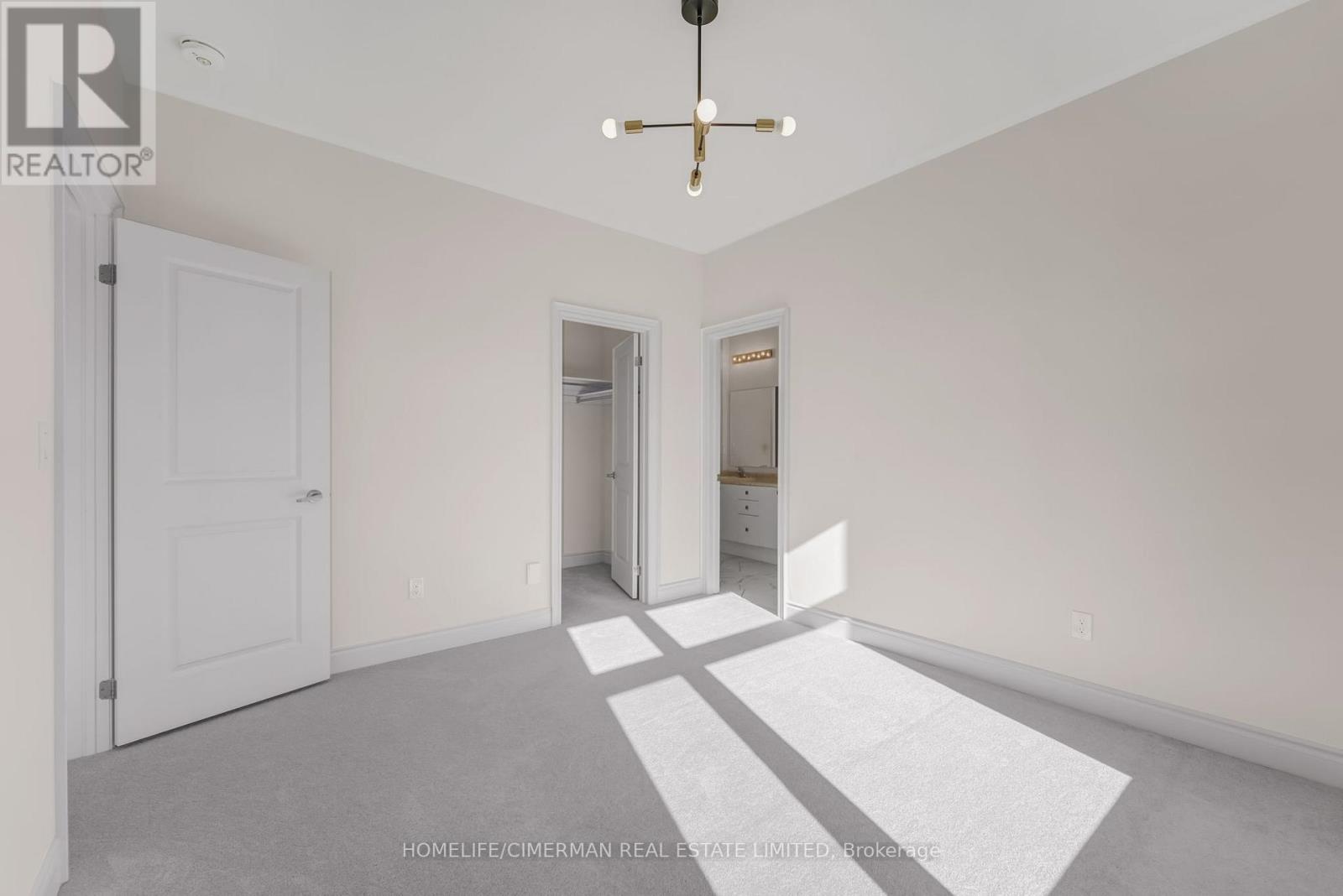 99 Black Walnut Court, Aurora, Ontario  L4G 3Y2 - Photo 24 - N12566430