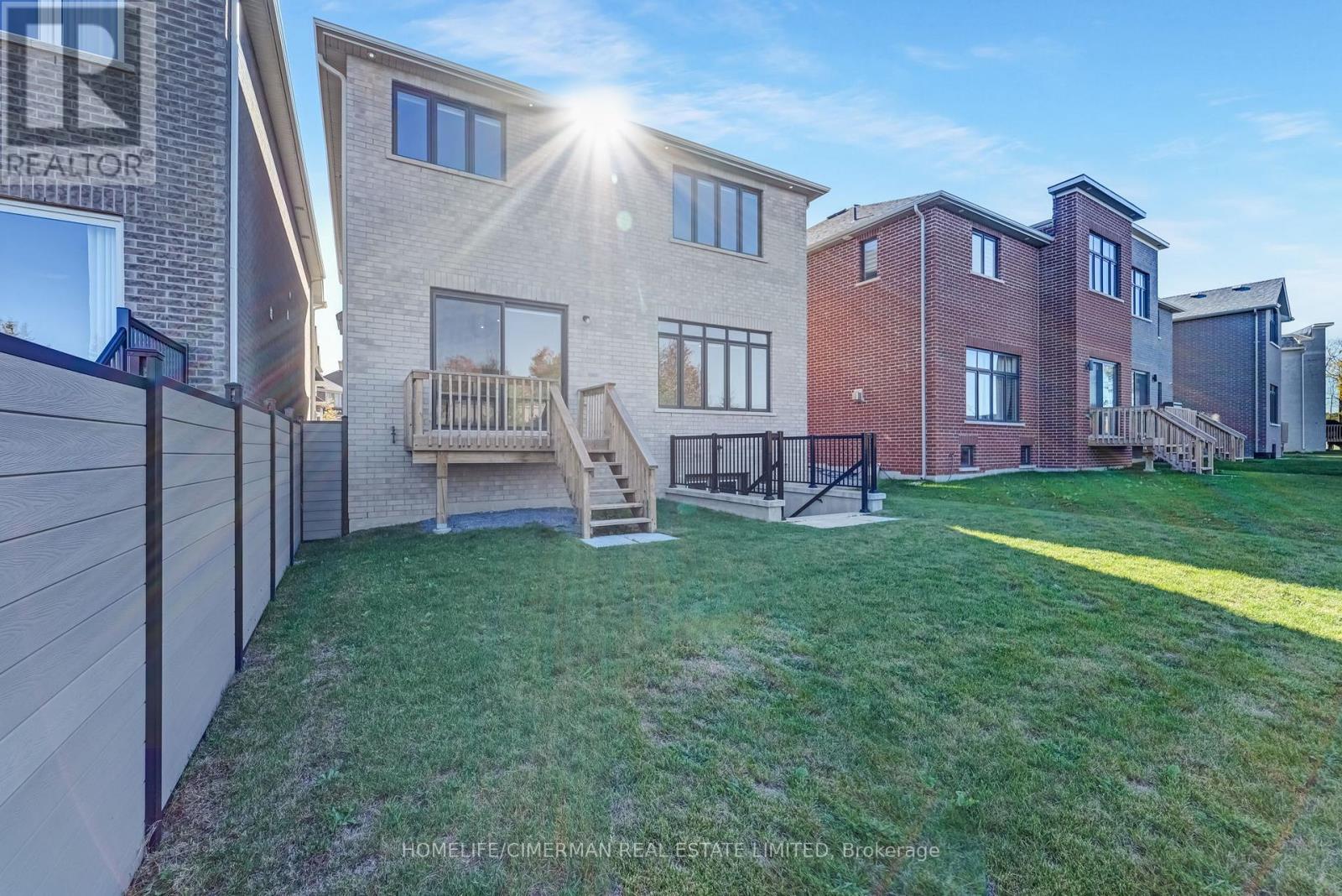 99 Black Walnut Court, Aurora, Ontario  L4G 3Y2 - Photo 37 - N12566430