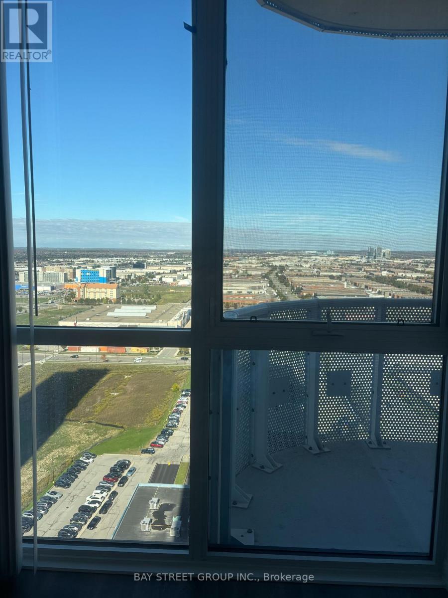 2703 - 8 Interchange Way Street, Vaughan, Ontario  L4K 0R2 - Photo 8 - N12566498