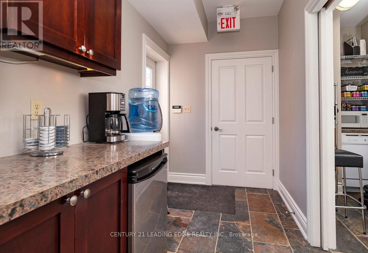 First Floor - 6391 Main Street, Whitchurch-Stouffville, Ontario  L4A 1G4 - Photo 10 - N12566546