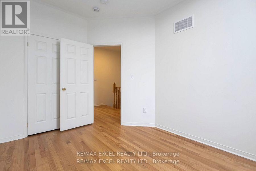 69 William F Bell Parkway, Richmond Hill, Ontario  L4S 0K1 - Photo 27 - N12566592