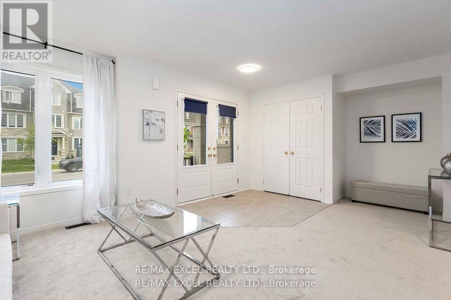 69 William F Bell Parkway, Richmond Hill, Ontario  L4S 0K1 - Photo 6 - N12566592