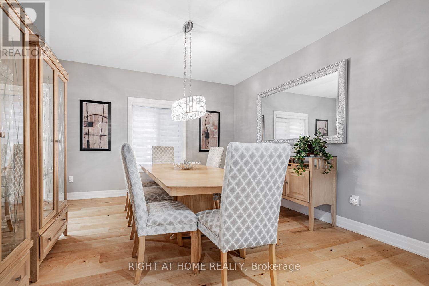 488 Royalpark Way, Vaughan, Ontario  L4H 1K4 - Photo 15 - N12566608