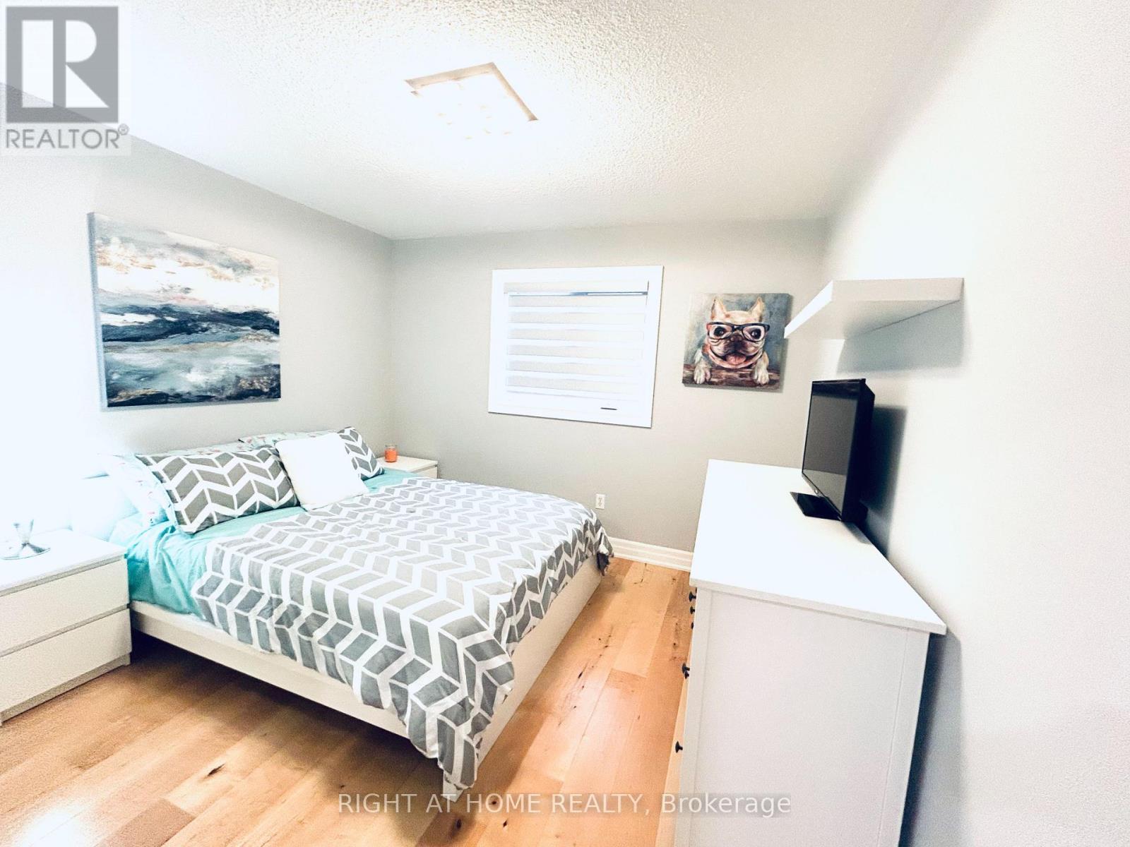 488 Royalpark Way, Vaughan, Ontario  L4H 1K4 - Photo 24 - N12566608