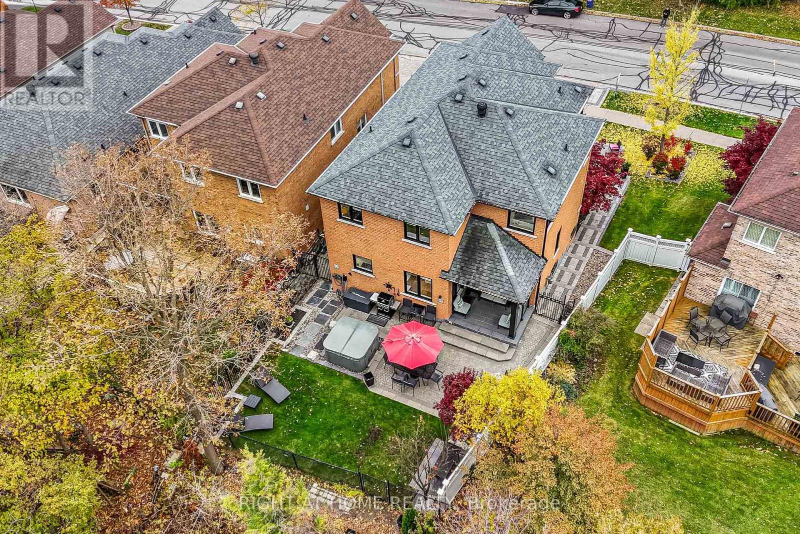 488 Royalpark Way, Vaughan, Ontario  L4H 1K4 - Photo 32 - N12566608