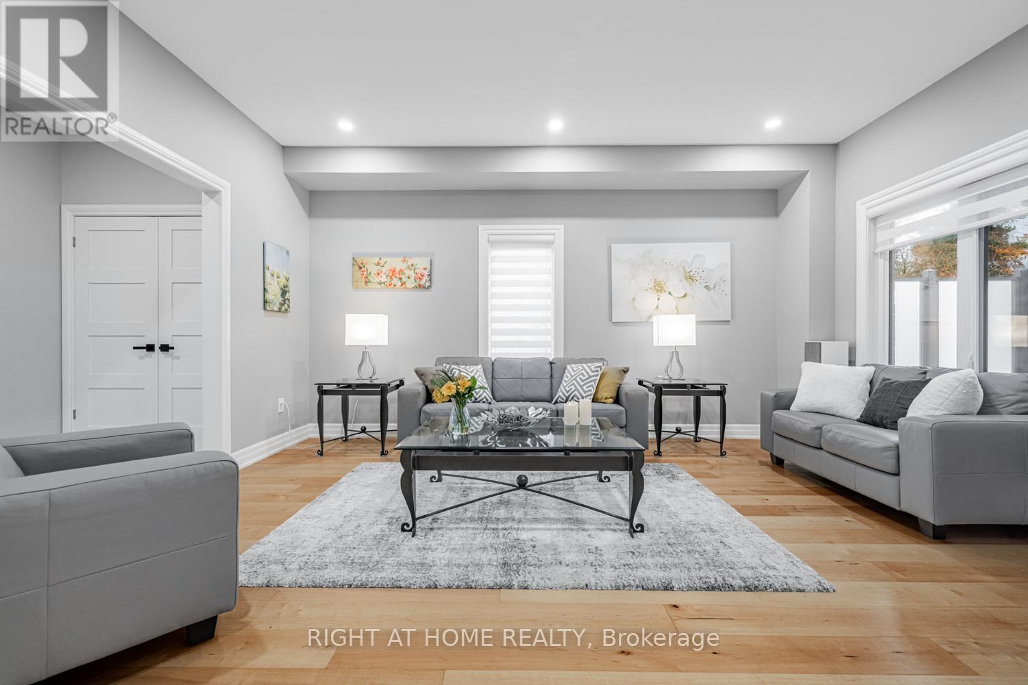 488 Royalpark Way, Vaughan, Ontario  L4H 1K4 - Photo 6 - N12566608