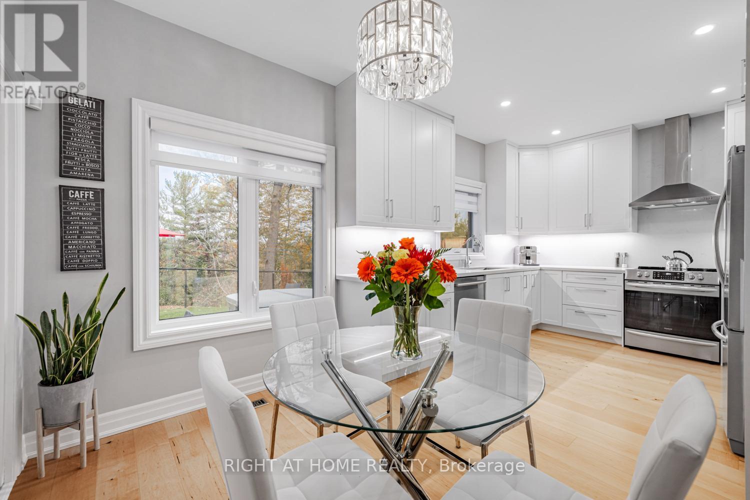 488 Royalpark Way, Vaughan, Ontario  L4H 1K4 - Photo 9 - N12566608