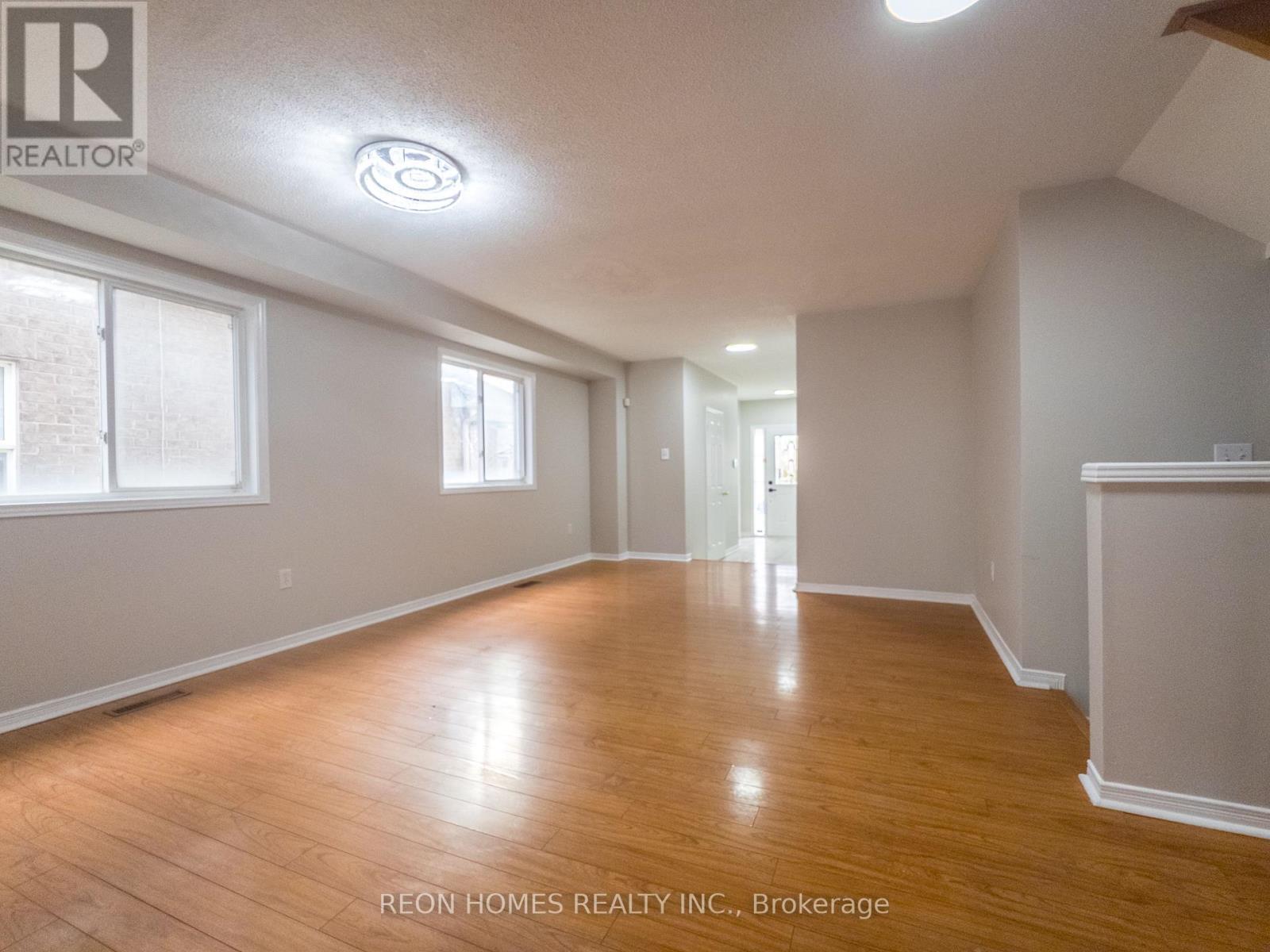 25 Hot Spring Road, Brampton, Ontario  L6R 3H9 - Photo 7 - W12563796
