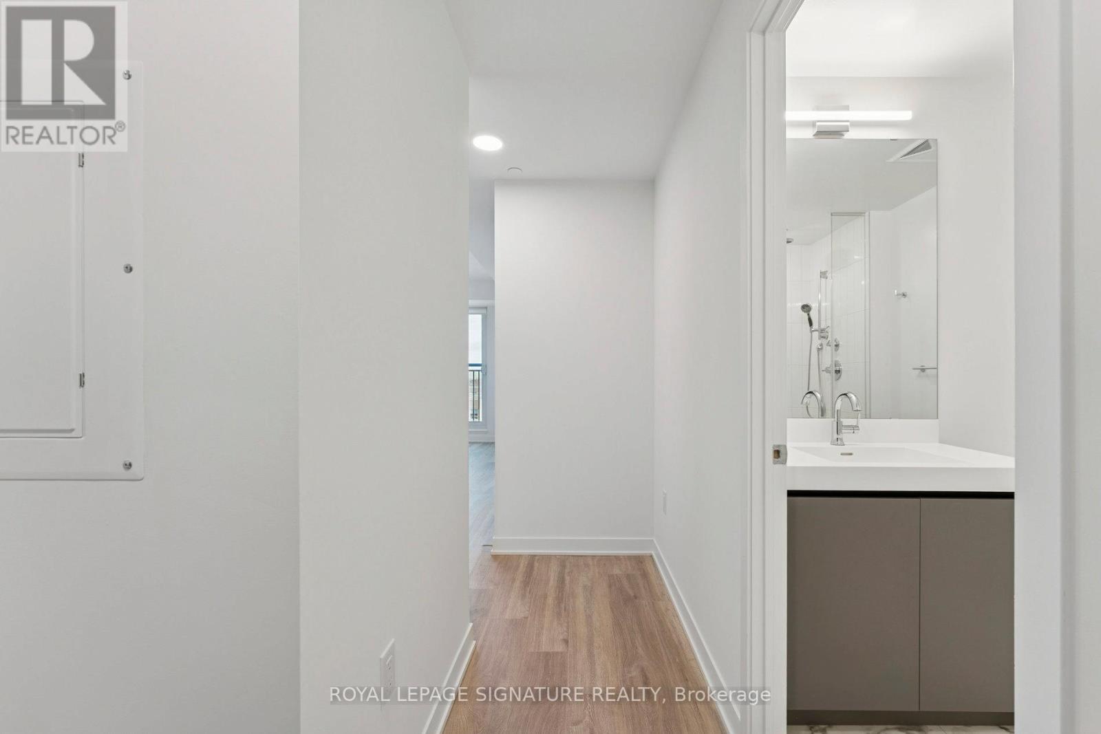 517 - 20 All Nations Drive, Brampton, Ontario  L7A 0H8 - Photo 2 - W12566384