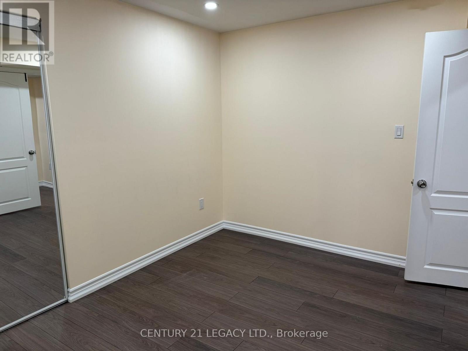 190 Owlridge Drive, Brampton, Ontario  L6X 0M8 - Photo 11 - W12566390