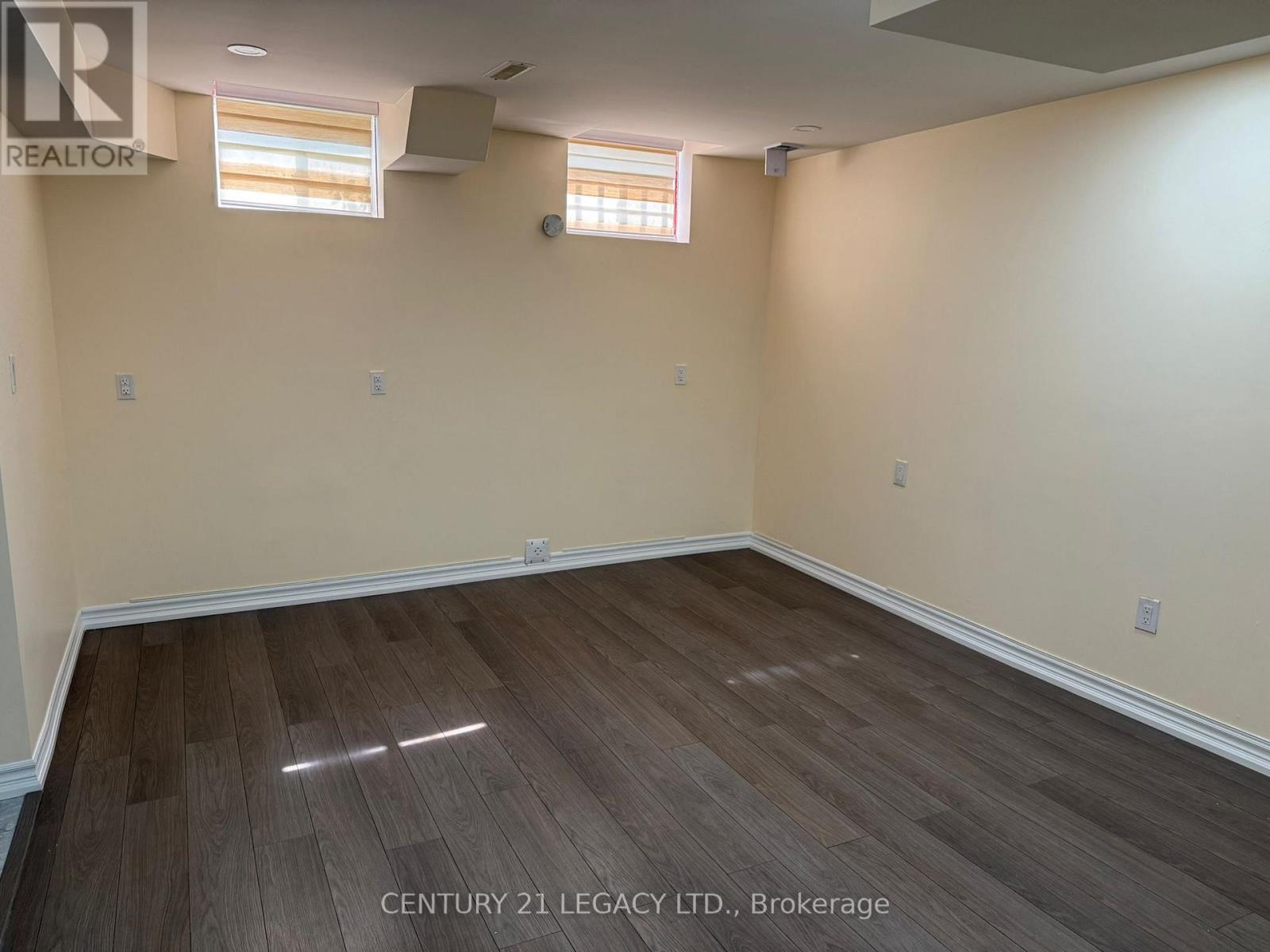 190 Owlridge Drive, Brampton, Ontario  L6X 0M8 - Photo 9 - W12566390