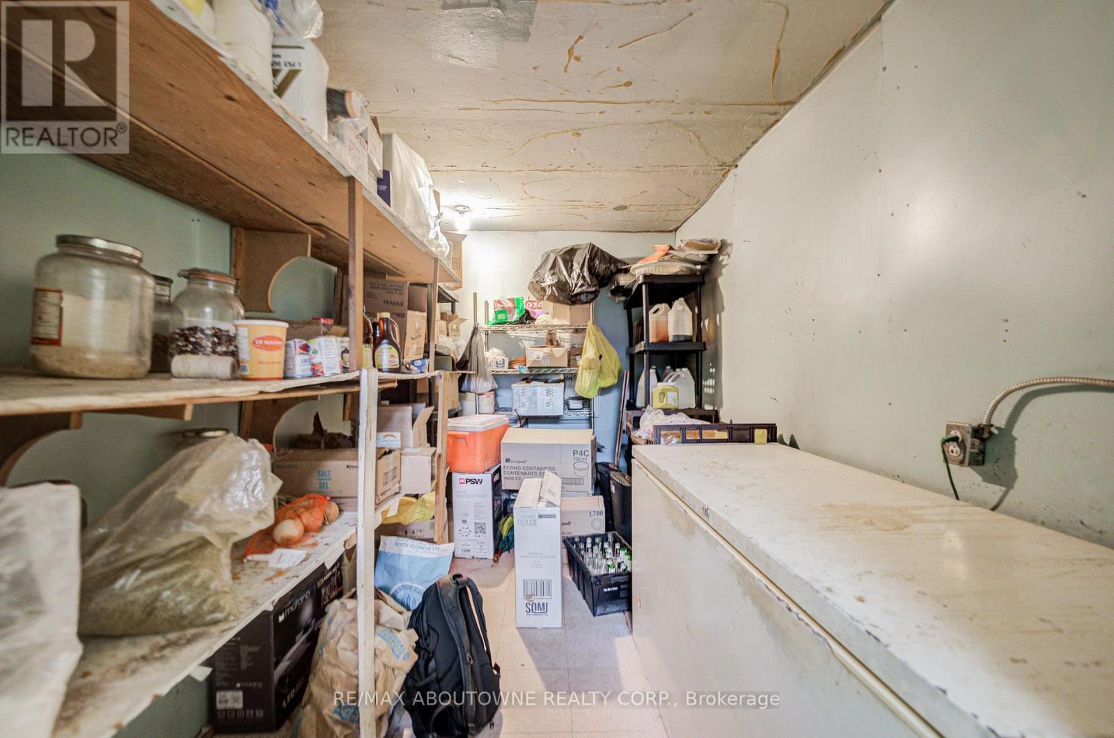 28 Mill Street E, Halton Hills, Ontario  L7J 1H2 - Photo 40 - W12566392