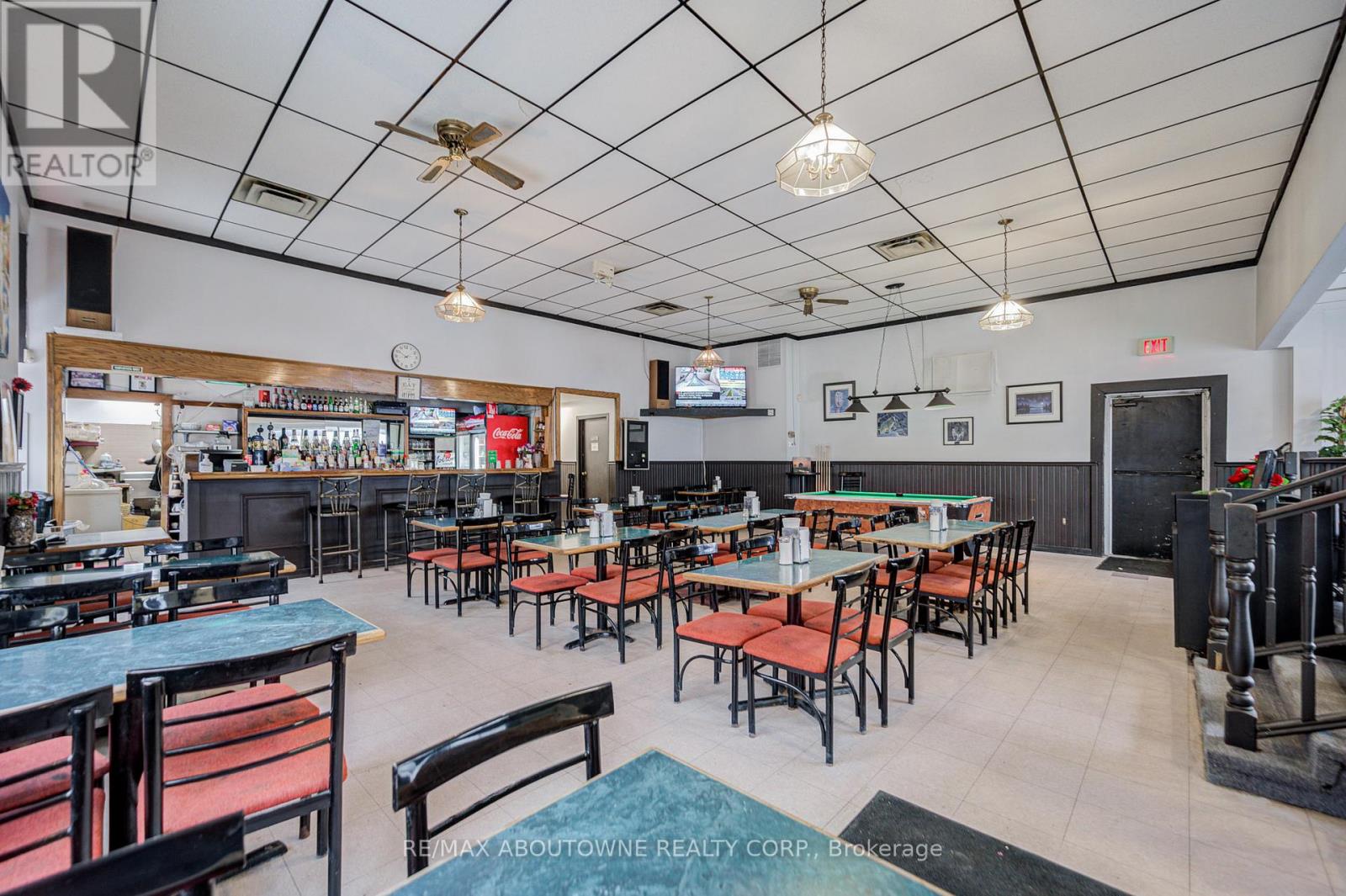 28 Mill Street E, Halton Hills, Ontario  L7J 1H2 - Photo 9 - W12566392