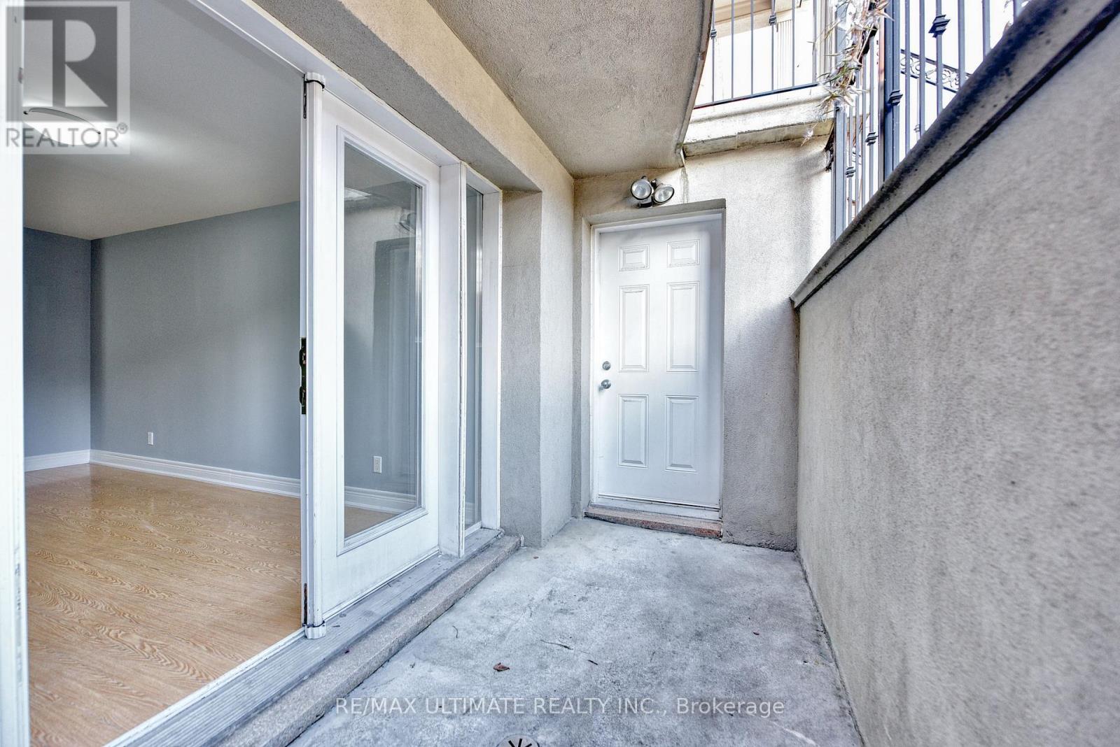 Basement - 846 Ossignton Avenue, Toronto, Ontario  M6G 3V1 - Photo 17 - W12566422