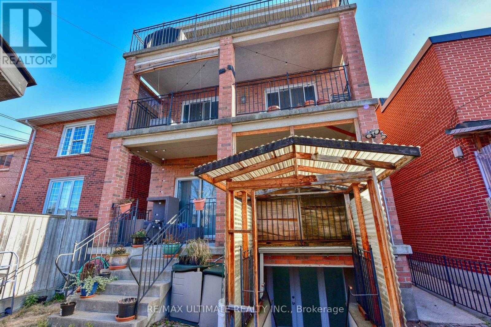 Basement - 846 Ossignton Avenue, Toronto, Ontario  M6G 3V1 - Photo 20 - W12566422