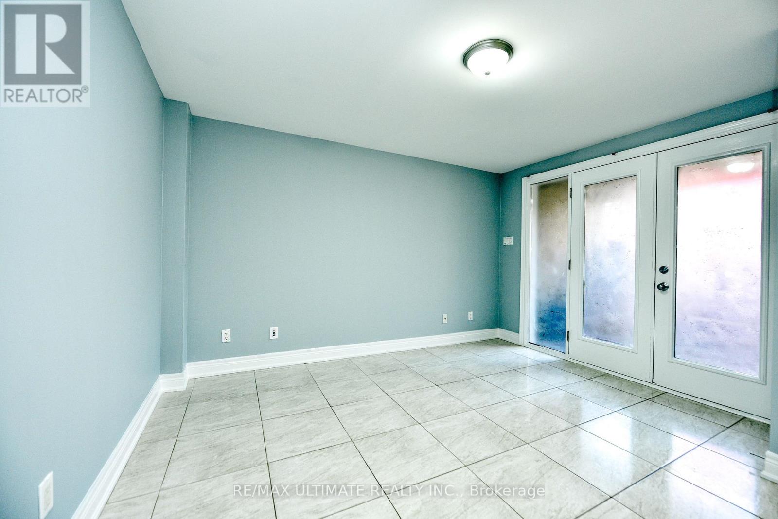 Basement - 846 Ossignton Avenue, Toronto, Ontario  M6G 3V1 - Photo 8 - W12566422