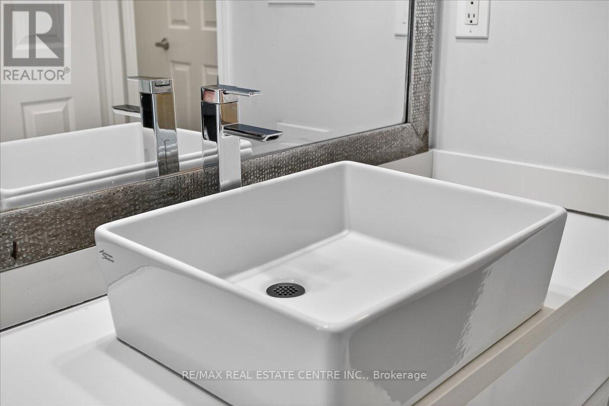 980 Clark Boulevard, Milton, Ontario  L9T 6P6 - Photo 26 - W12566442