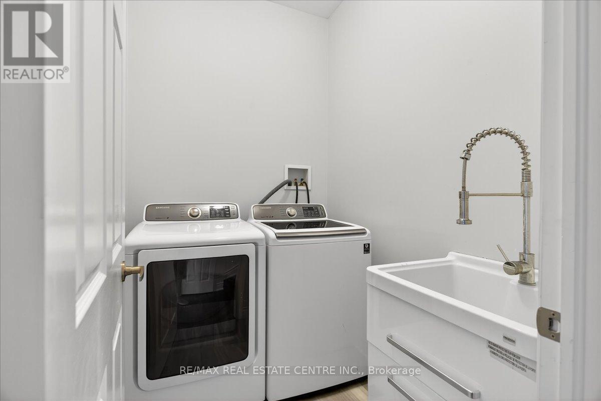 980 Clark Boulevard, Milton, Ontario  L9T 6P6 - Photo 33 - W12566442