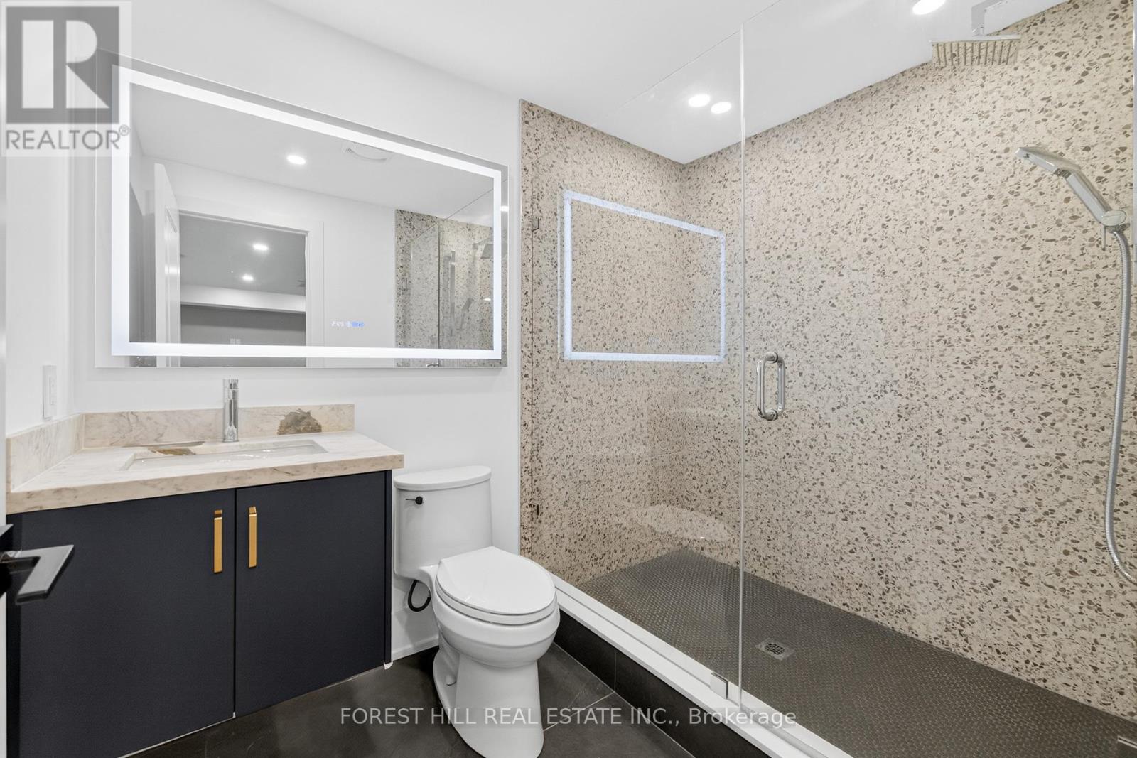 3474 Joan Drive, Mississauga, Ontario L5B 1T5 - Photo 25 - W12566450