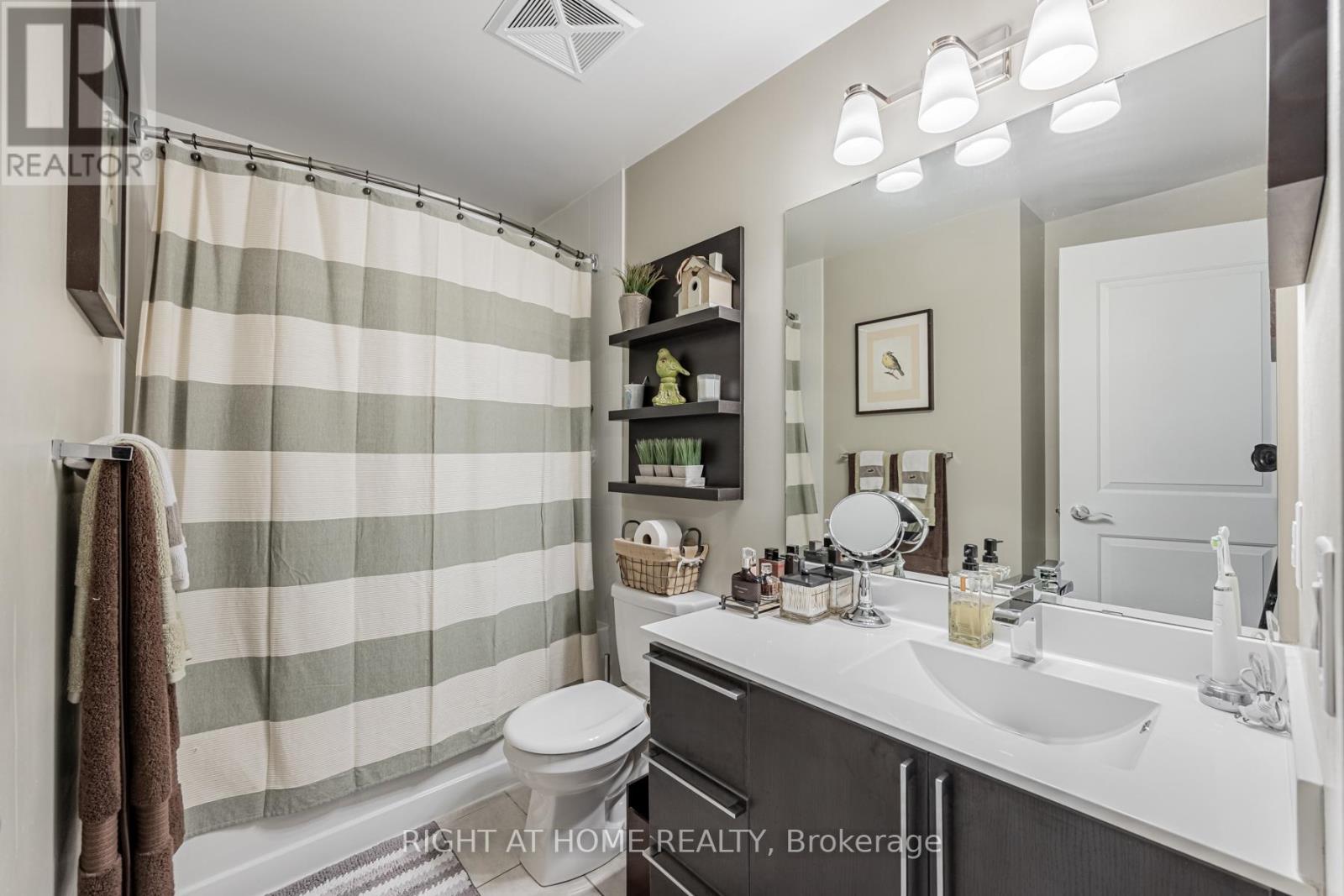 2210 - 16 Brookers Lane, Toronto, Ontario  M8V 0A5 - Photo 17 - W12566452