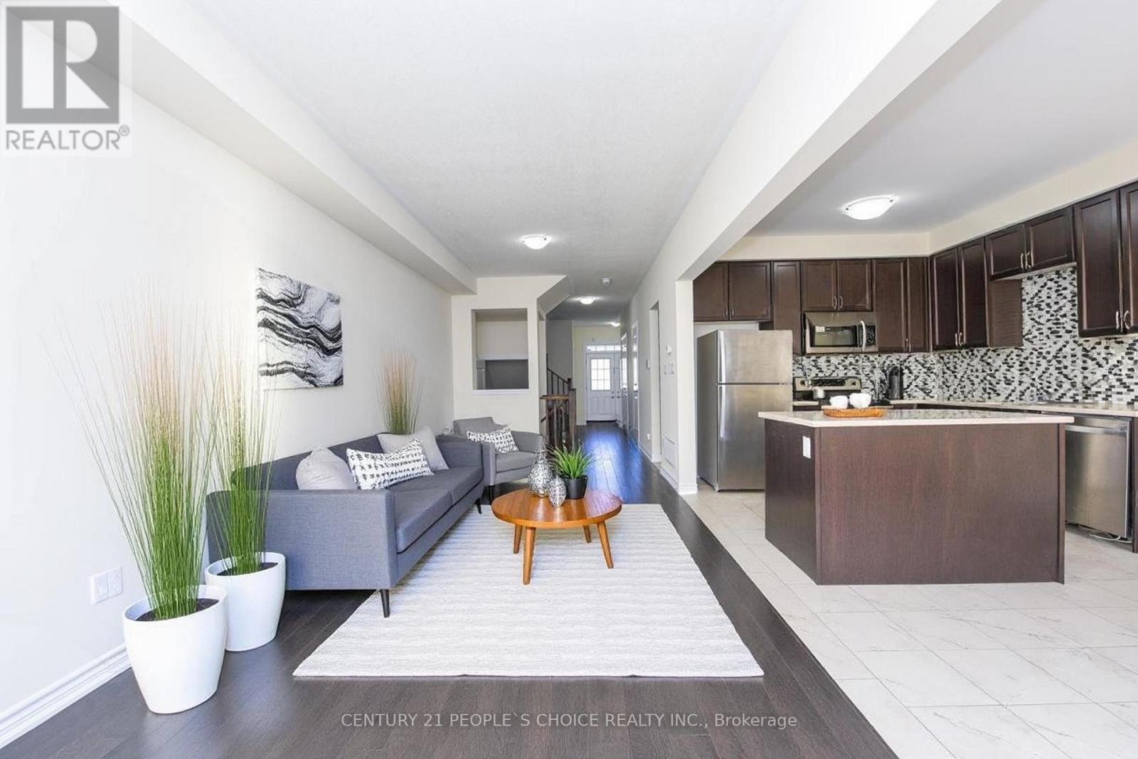 18 Cohoe Street, Brampton, Ontario  L7A 4X8 - Photo 11 - W12566476