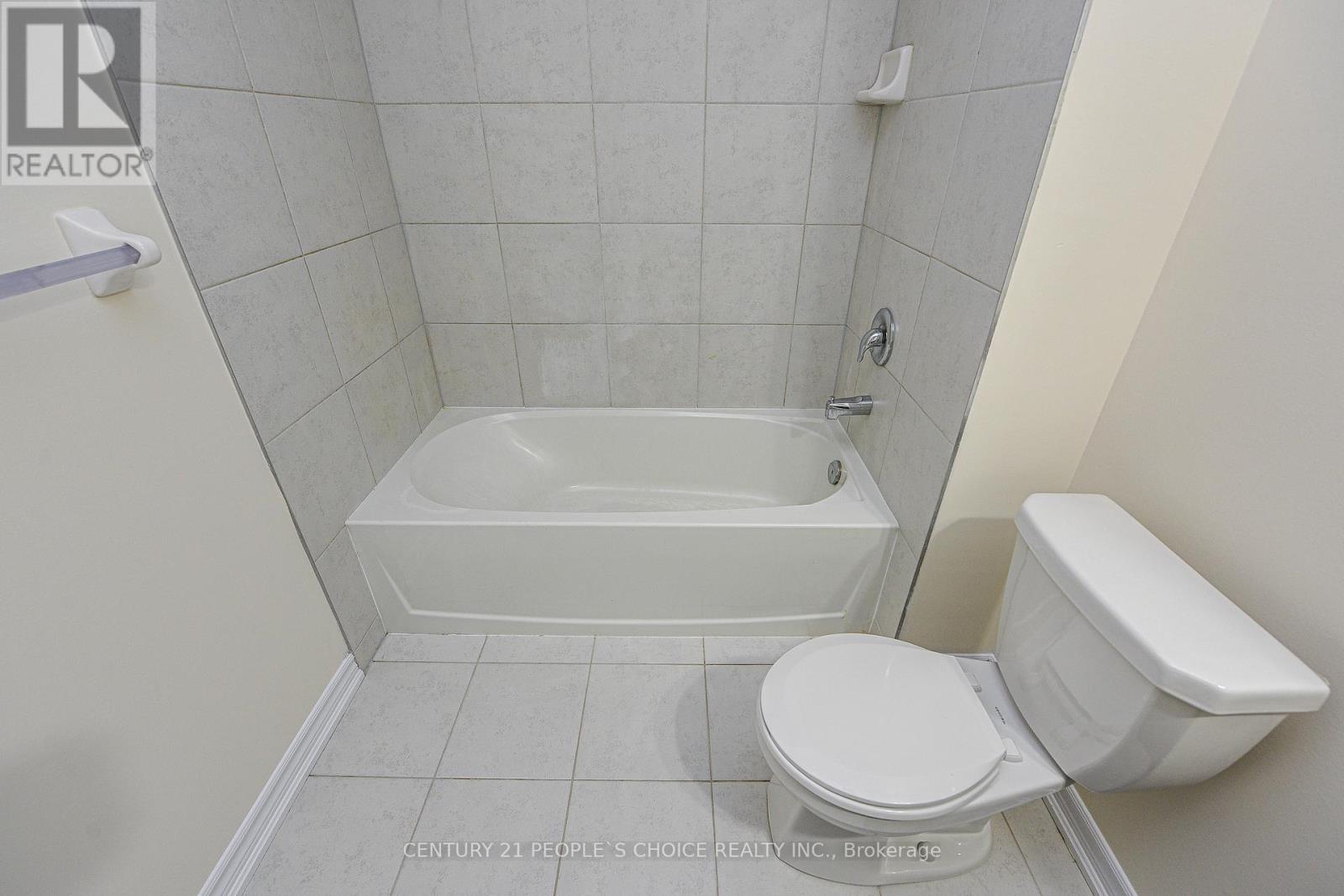 18 Cohoe Street, Brampton, Ontario  L7A 4X8 - Photo 23 - W12566476