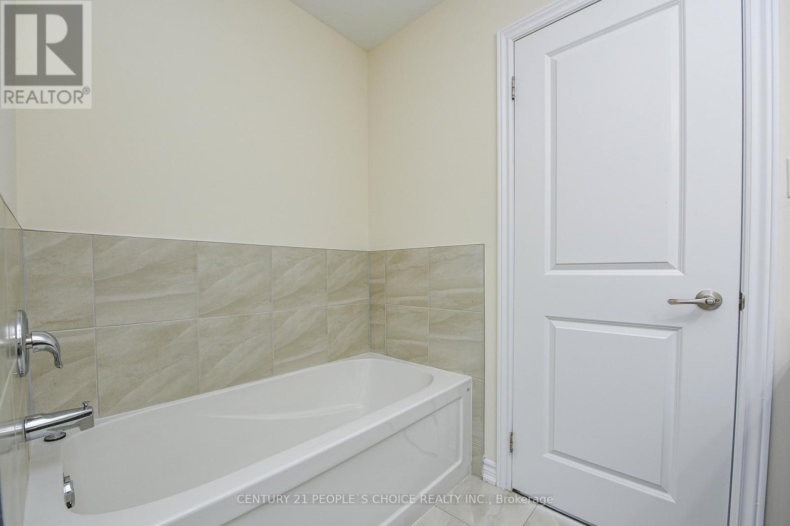 18 Cohoe Street, Brampton, Ontario  L7A 4X8 - Photo 32 - W12566476