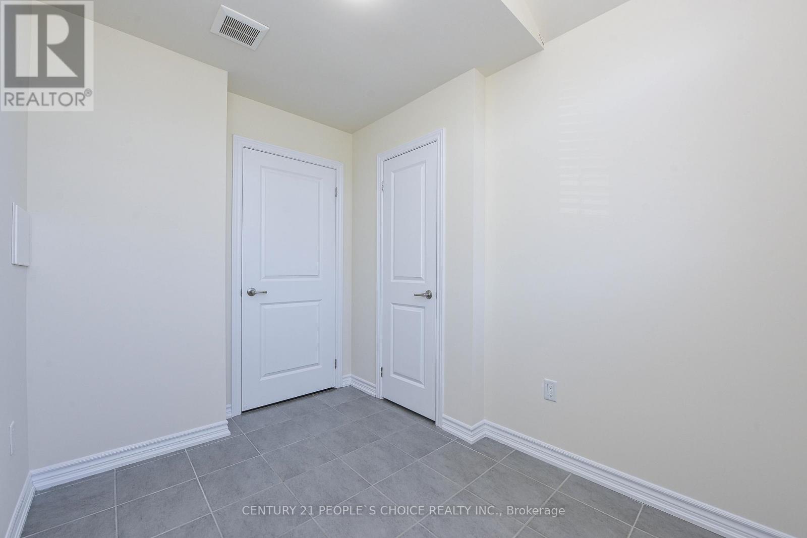 18 Cohoe Street, Brampton, Ontario  L7A 4X8 - Photo 36 - W12566476